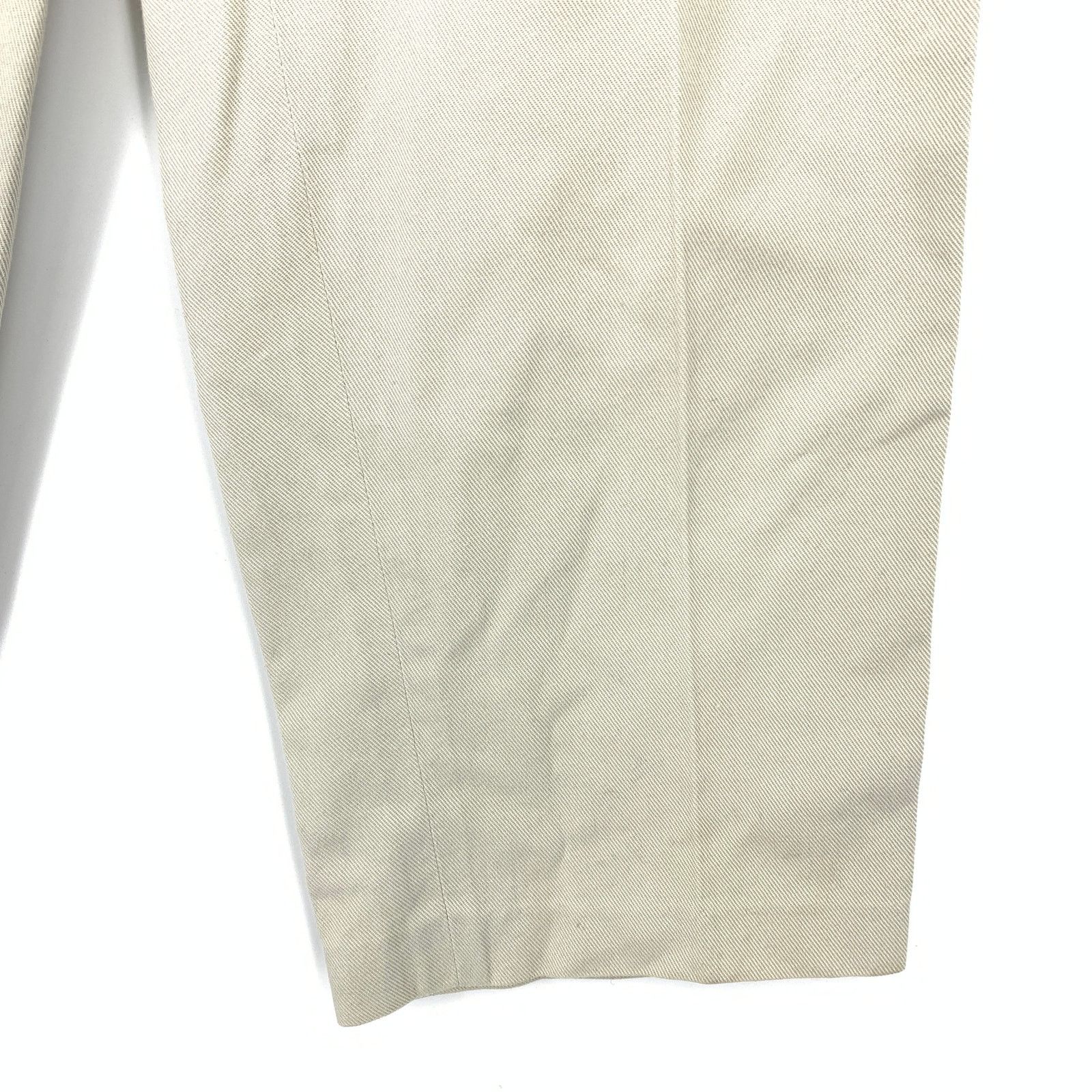 Chanel Chanel Boutique Cropped Straight Leg Pants 42 US 10 Beige Size 32" / US 10 / IT 46 - 5 Thumbnail