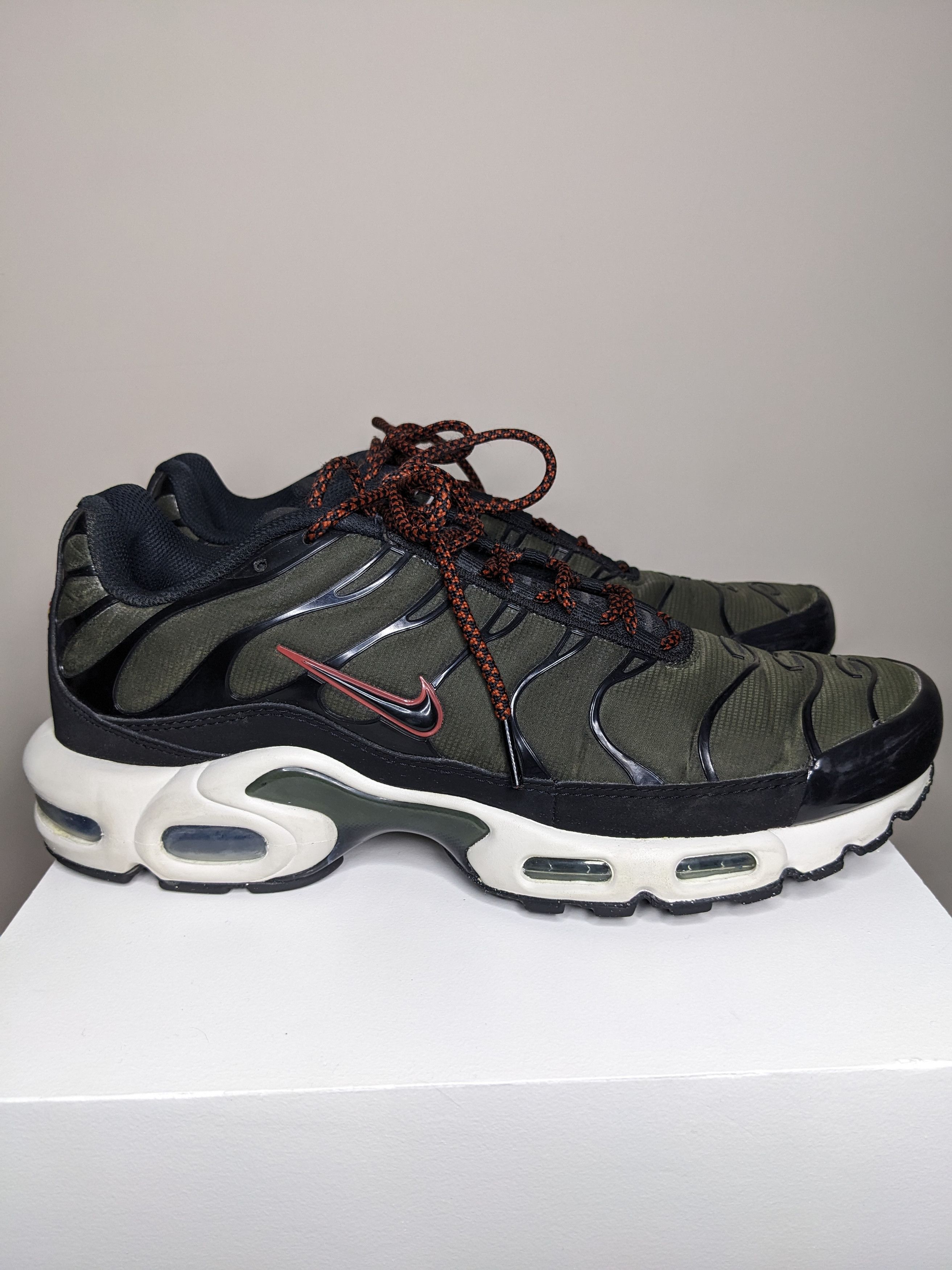 Nike Nike Air Max Plus Mens Sz 10 Cargo Khaki Phantom FB9722-300 Size US 10 / EU 43 - 1 Thumbnail