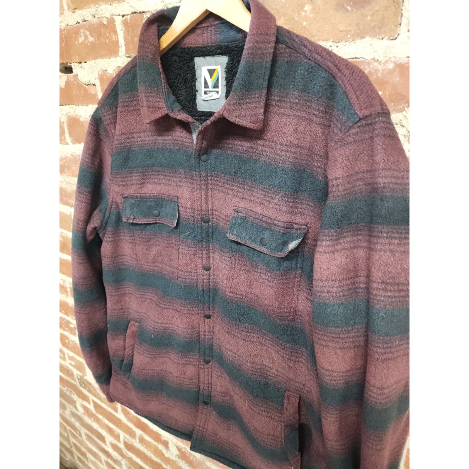 Vintage Voyager Shacket Men's L Red Plaid Snap Lined Sherpa 100% Polyester Jacket Adults Boys Girls? Size US L / EU 52-54 / 3 - 3 Thumbnail