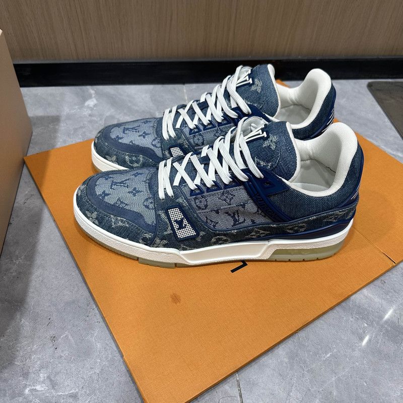 Louis Vuitton Louis Vuitton Denim Trainer Low-Top Sneakers 0089 Size US 8 / EU 41 - 1 Thumbnail
