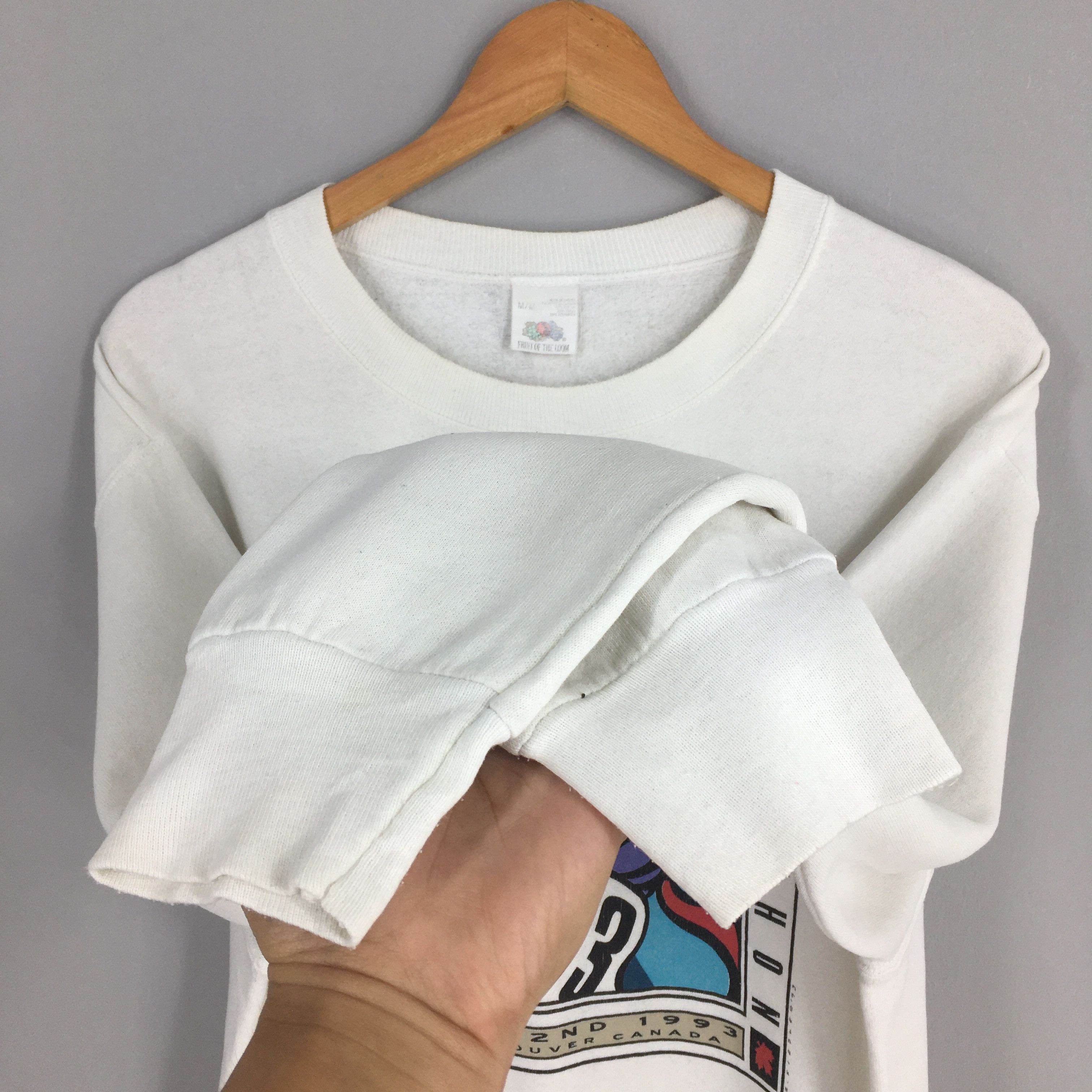 Fruit Of The Loom Vintage 90s Vancouver Canada Sweatshirt Medium Size US M / EU 48-50 / 2 - 7 Thumbnail