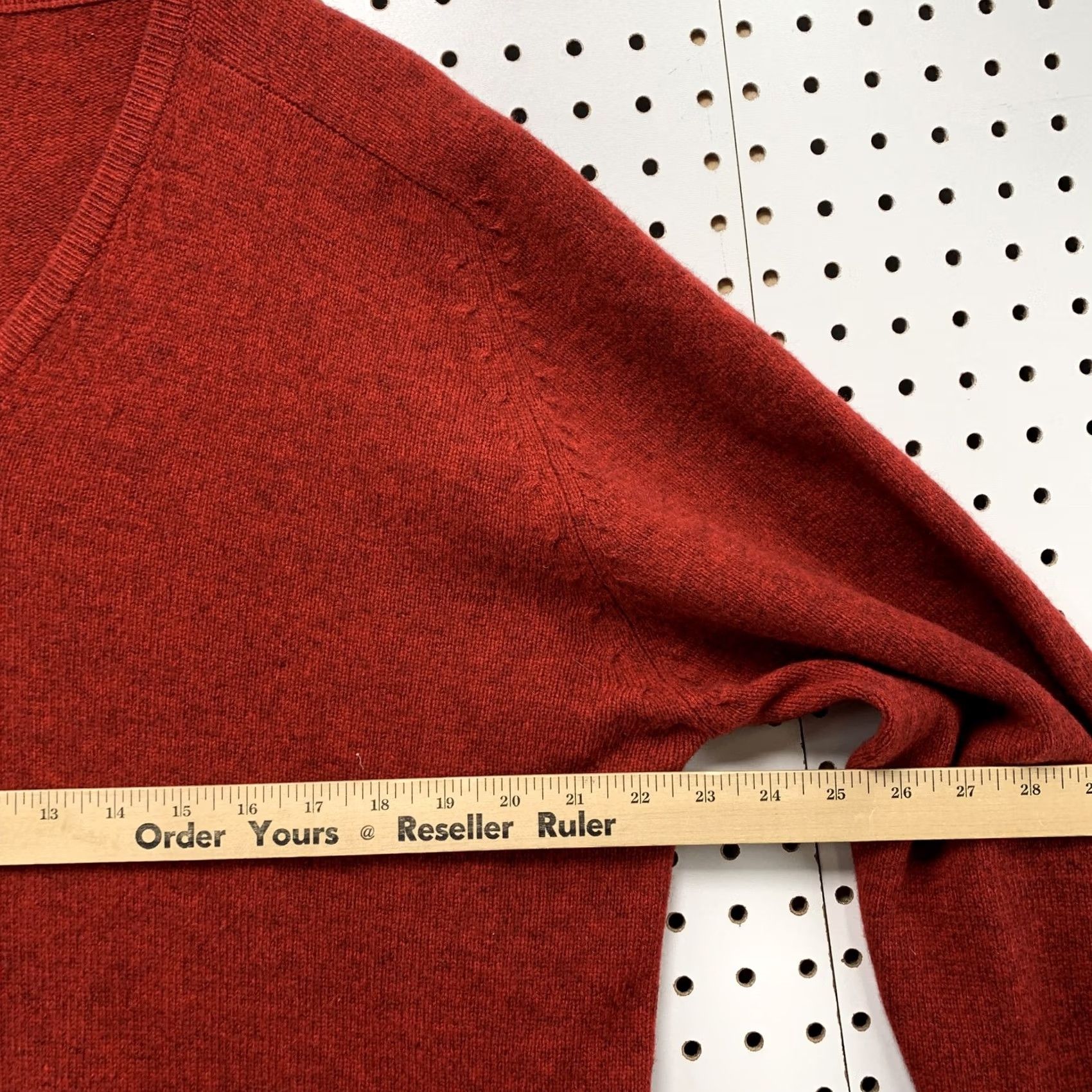 Vintage Vintage Carson Pirie Scott Sweater Mens XL Red V Neck Long Sleeve Wool 23x27 Size US XL / EU 56 / 4 - 5 Thumbnail