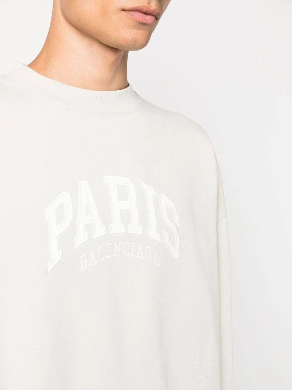 Balenciaga o1la1rc1a0824 Regular Crewneck Sweater in White Size US S / EU 44-46 / 1 - 3 Thumbnail