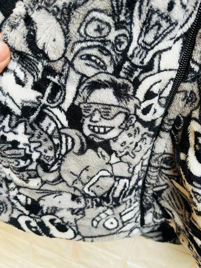 Japanese Brand × Vintage Vintage Monogram Cartoon Hip Hop Designer Fashion Size US L / EU 52-54 / 3 - 10 Thumbnail