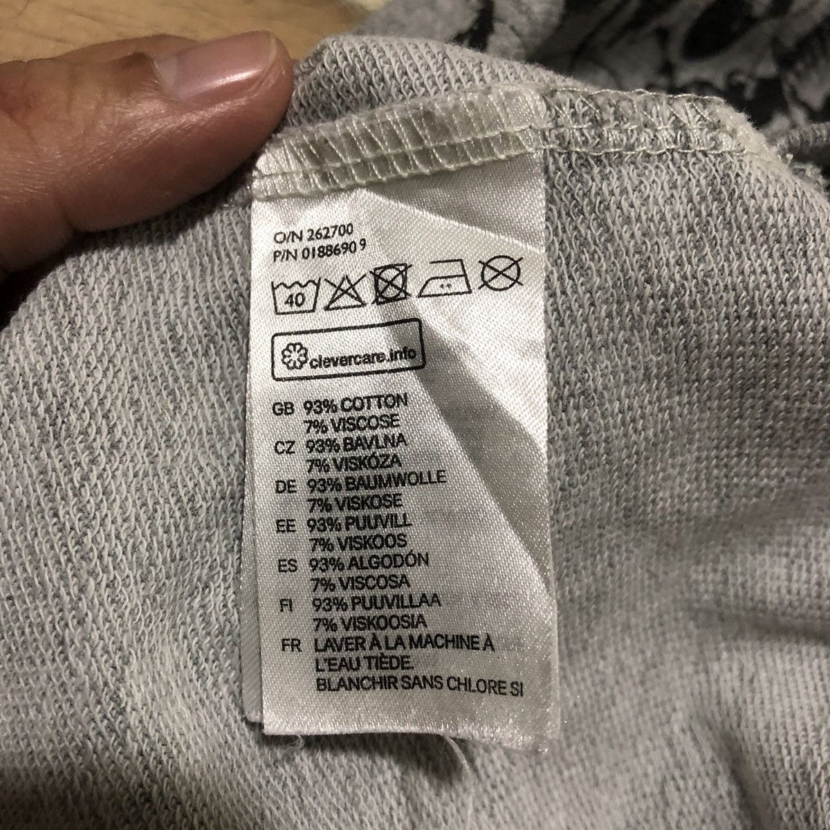 H&M H&M Skull Full Print Sweatshirt Size M / US 6-8 / IT 42-44 - 10 Thumbnail