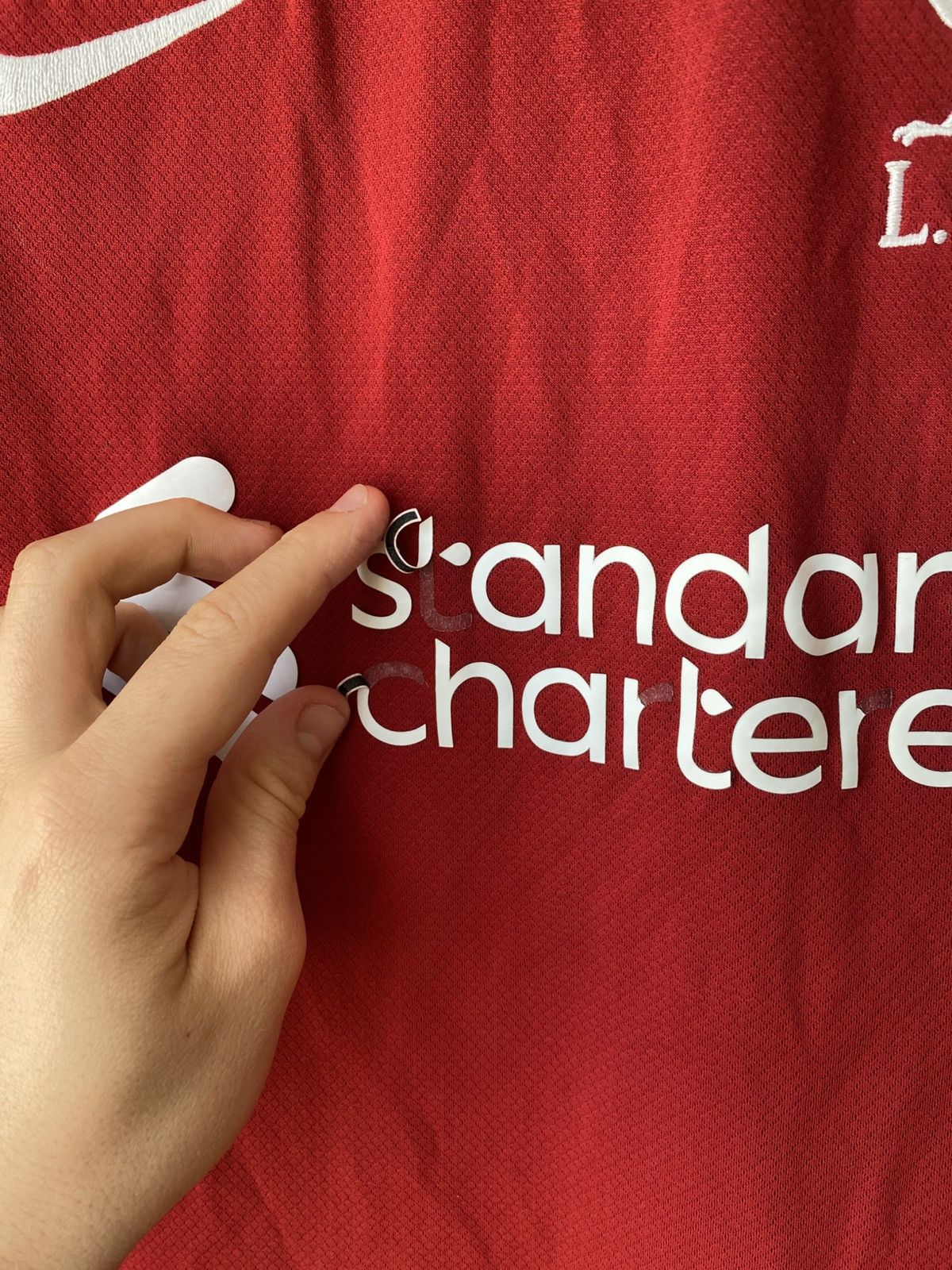 Nike Liverpool FC Nike Jersey Size L Worn Standard Chartered Size US M / EU 48-50 / 2 - 3 Thumbnail