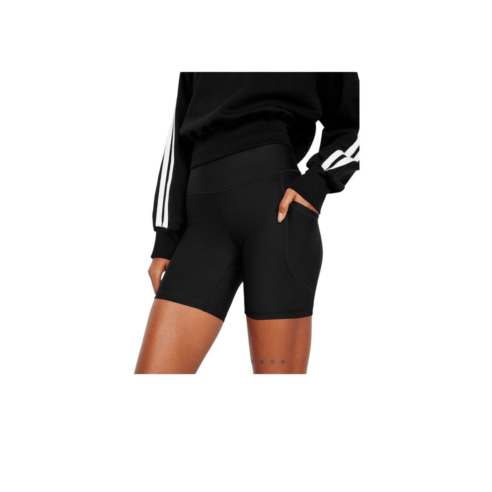 Old Navy Old Navy Navy Blue Active PowerSoft Pocket Biker Shorts Size 27" / US 4 / IT 40 - 3 Thumbnail