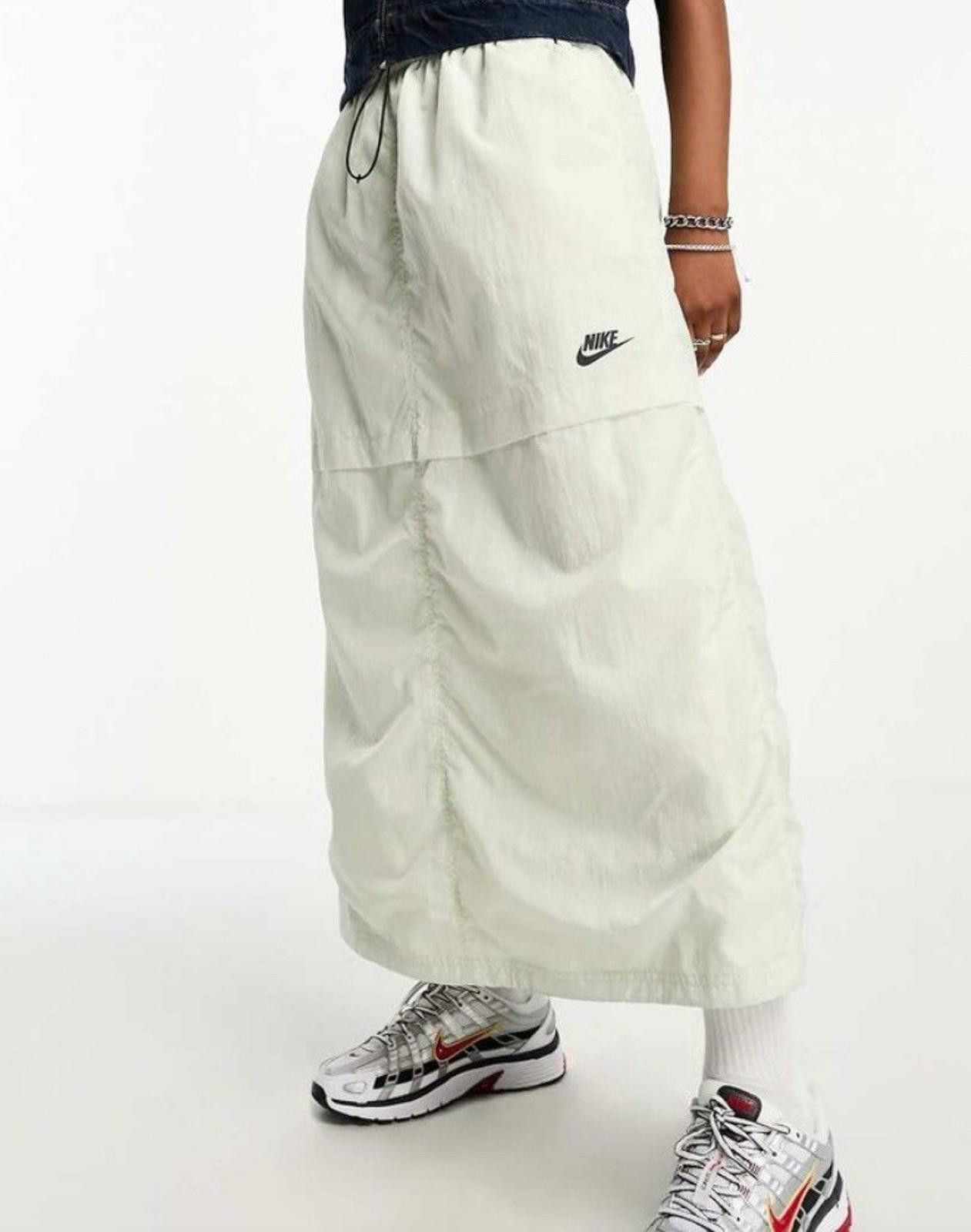 Nike Nike Sport Utility woven cargo maxi skirt SIZE XS BNWT Size 26" / US 2 / IT 38 - 1 Thumbnail