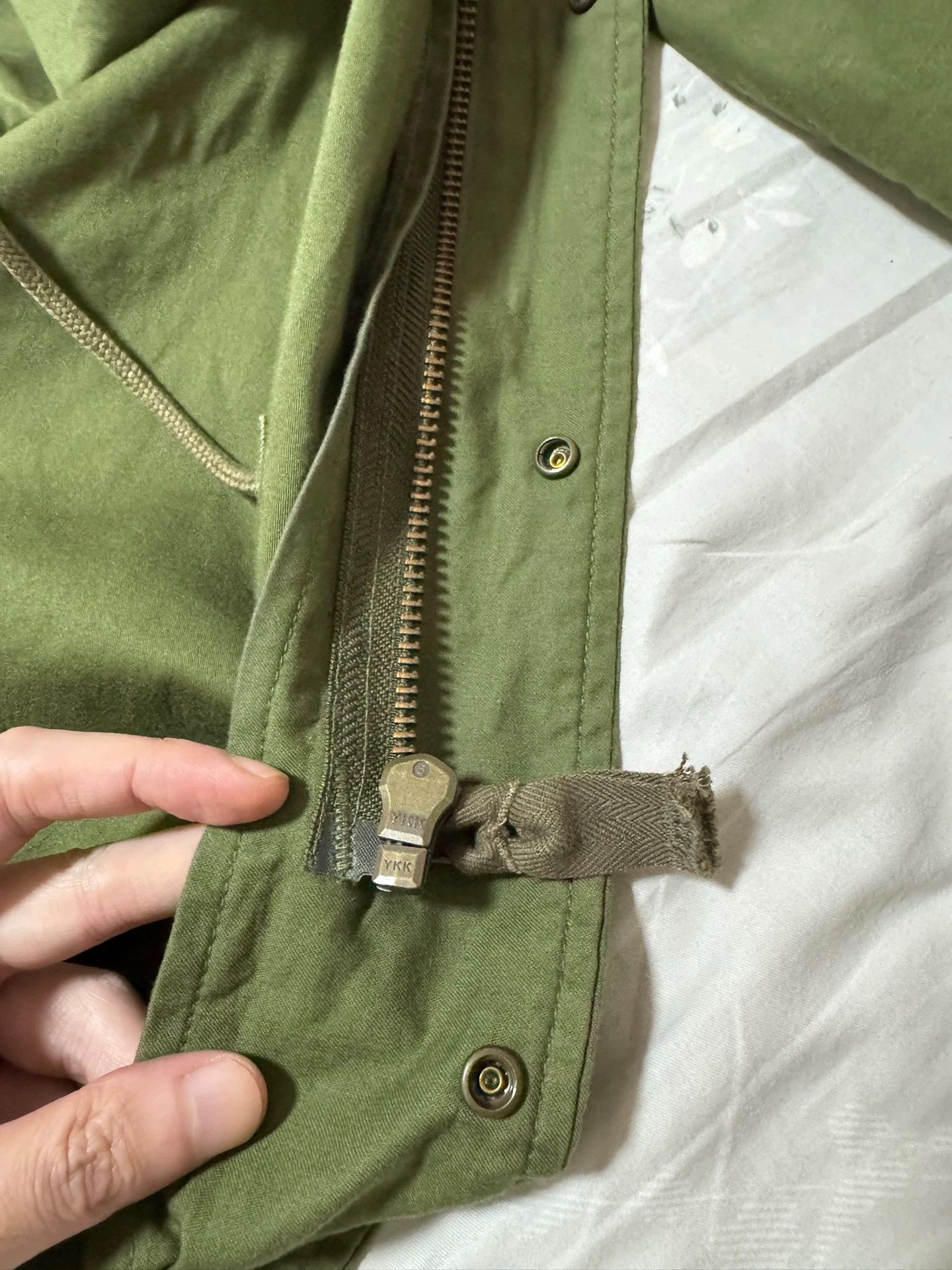 Madness madness descendant 17ss d51 collab emb green M jkt Size US M / EU 48-50 / 2 - 6 Thumbnail