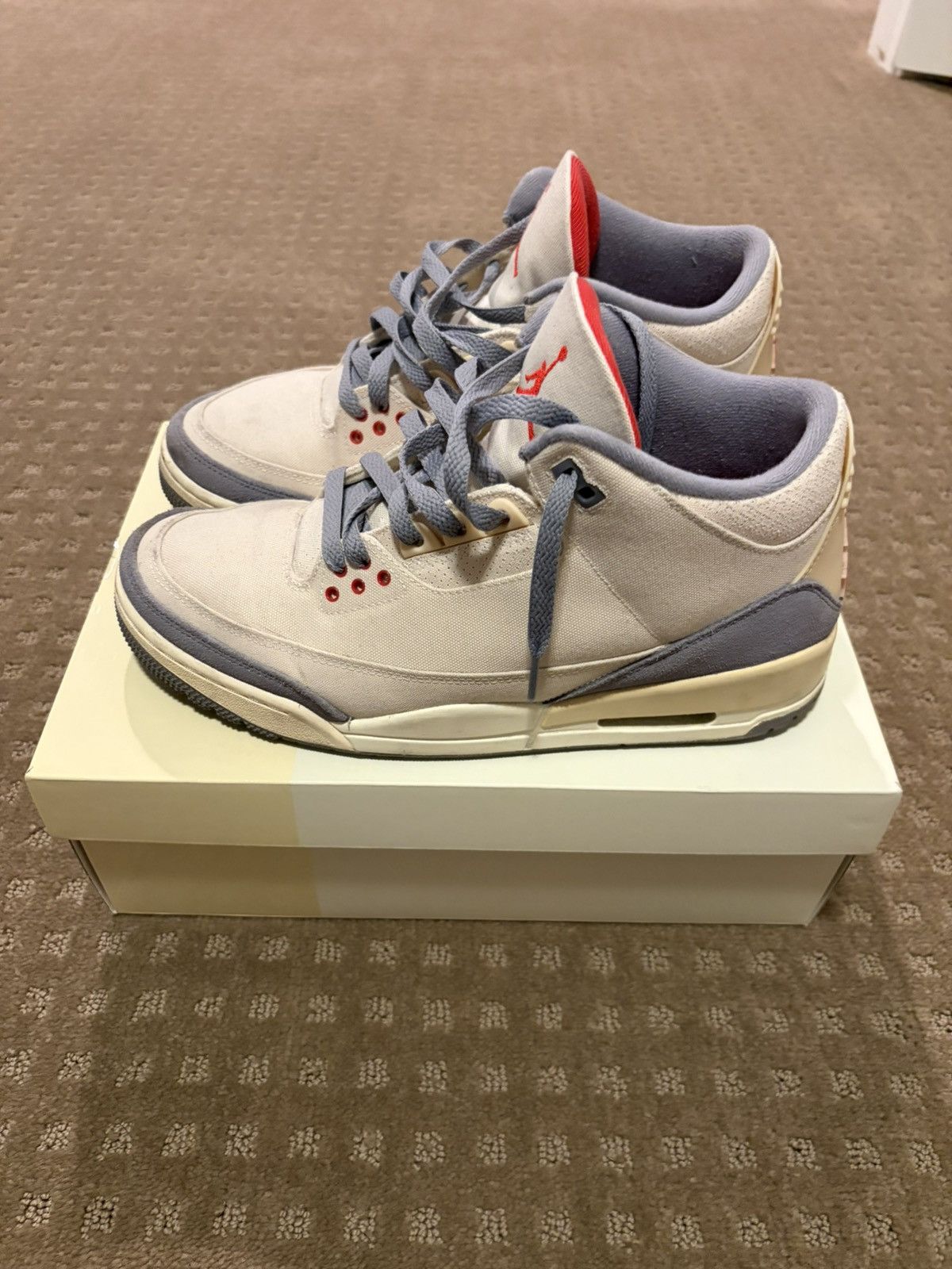 Jordan Brand Jordan 3 Retro Size US 10 / EU 43 - 1 Thumbnail