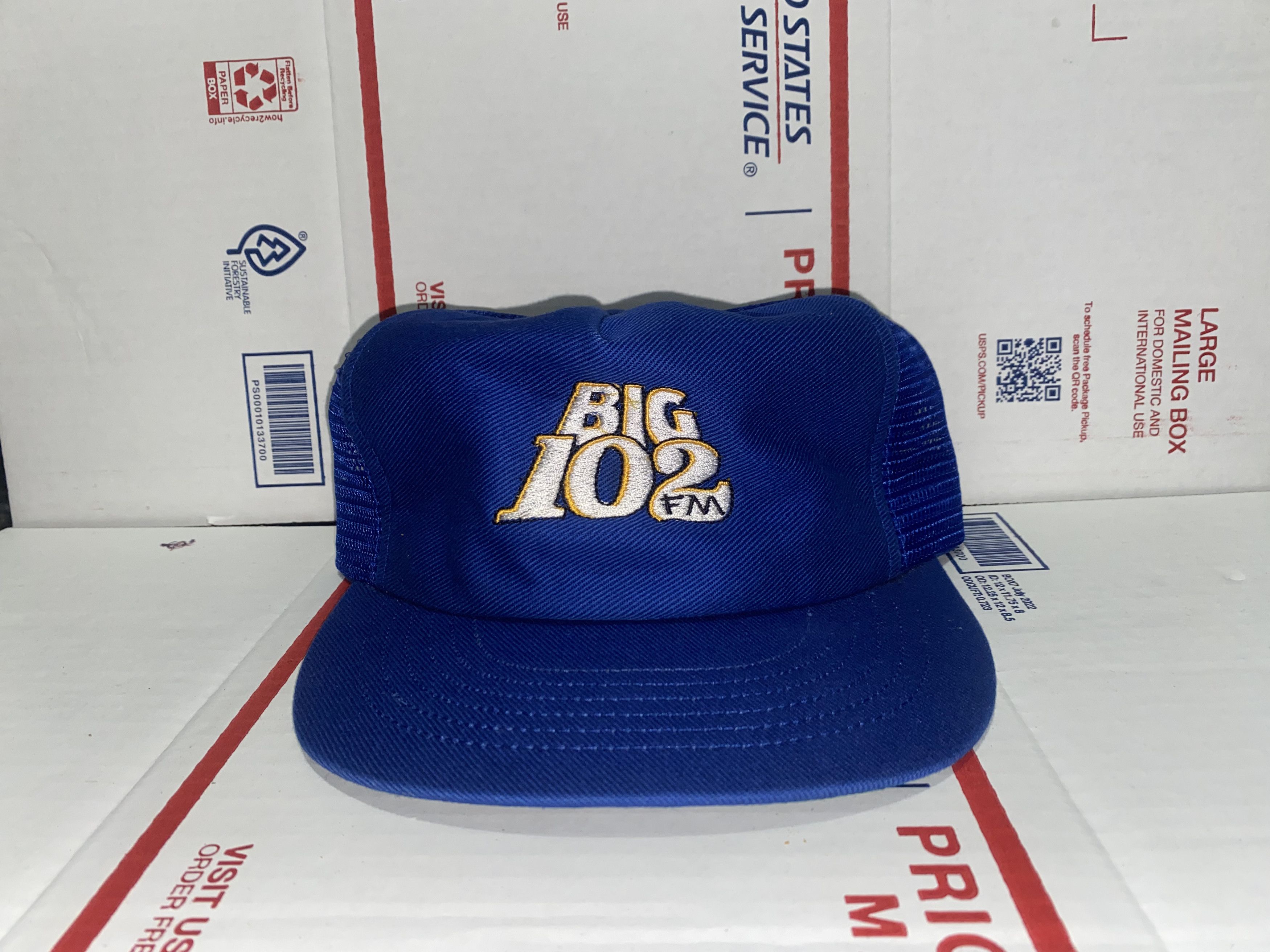 Vintage vtg Made USA Trucker Hat Cap BIG 102 FM radio station Music Size ONE SIZE - 1 Thumbnail