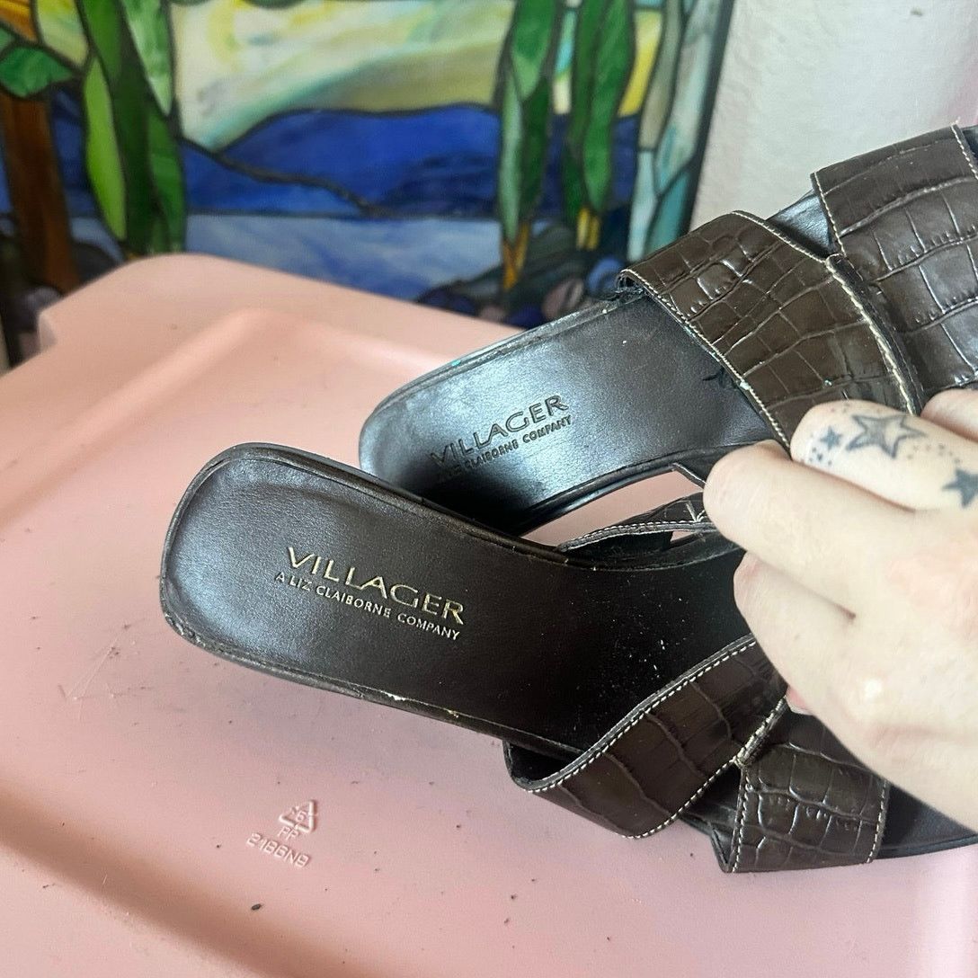 Other liz claiborne villager crocodile print sandal heels shoes Size US 7 / IT 37 - 3 Thumbnail
