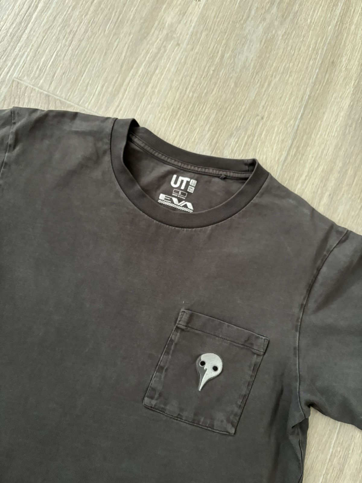 Streetwear × Uniqlo × Vintage Uniqlo UT x Eva-01 neon