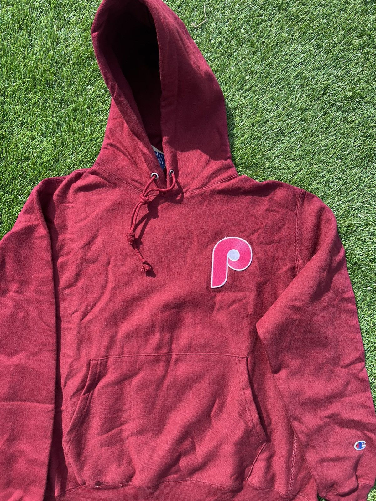 Champion × MLB Reverse Weave Hoodie x Pink Philadelphia Phillies Patch Size US L / EU 52-54 / 3 - 1 Thumbnail
