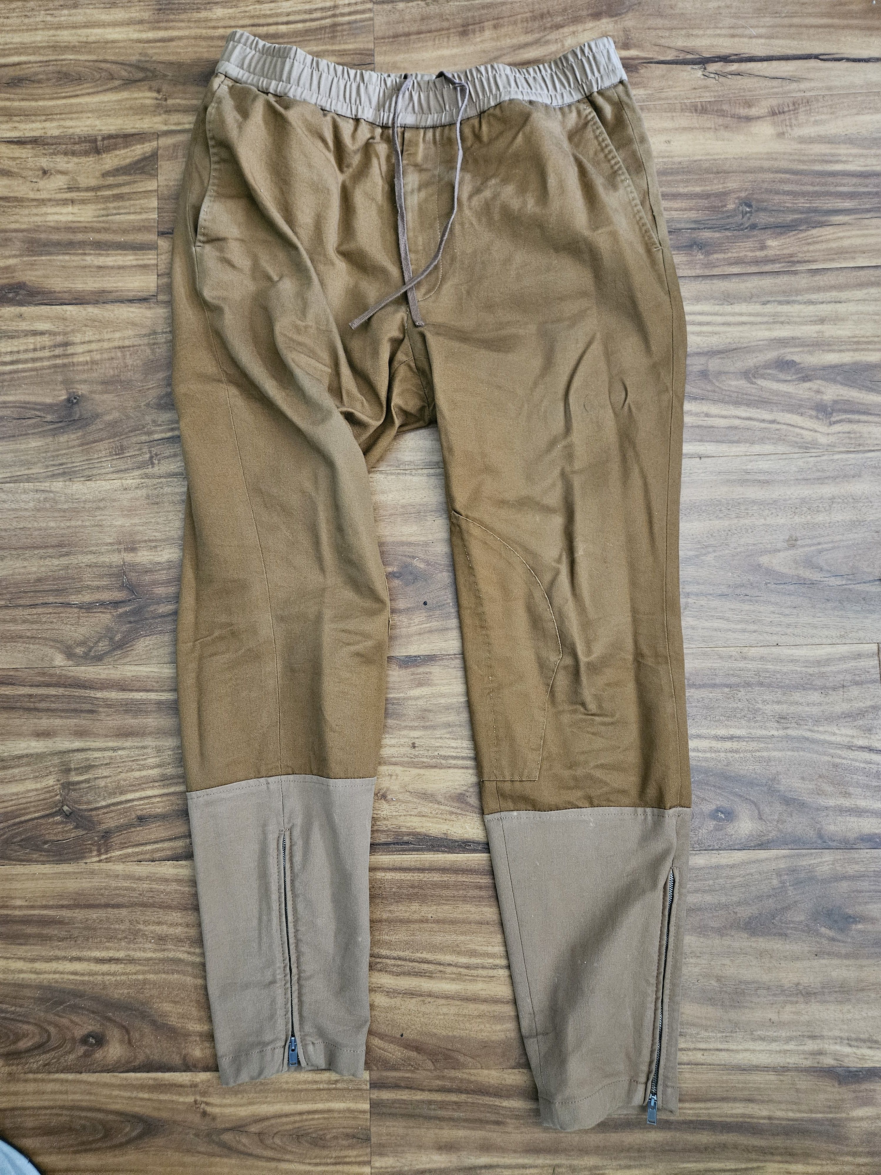 image of Gucci in Brown, Men's (Size 30)