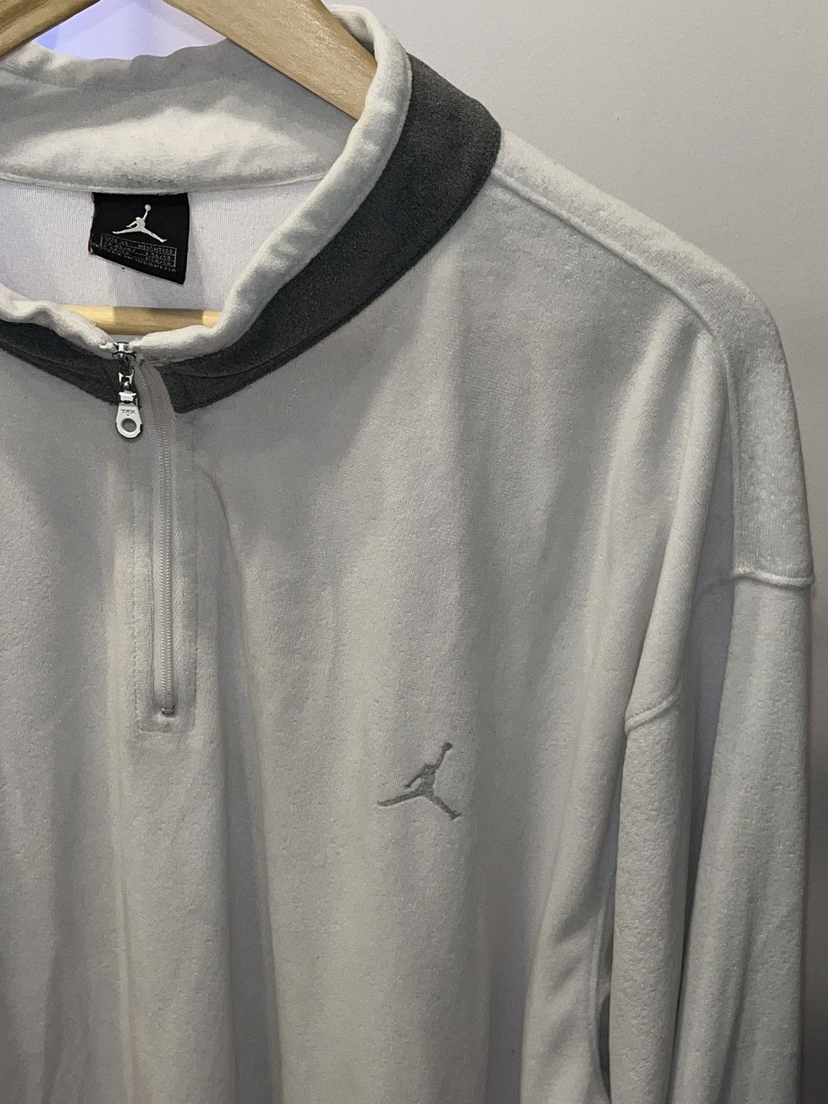 Jordan Brand Jordan White Vintage Fleece Jacket Size US XXL / EU 58 / 5 - 3 Thumbnail