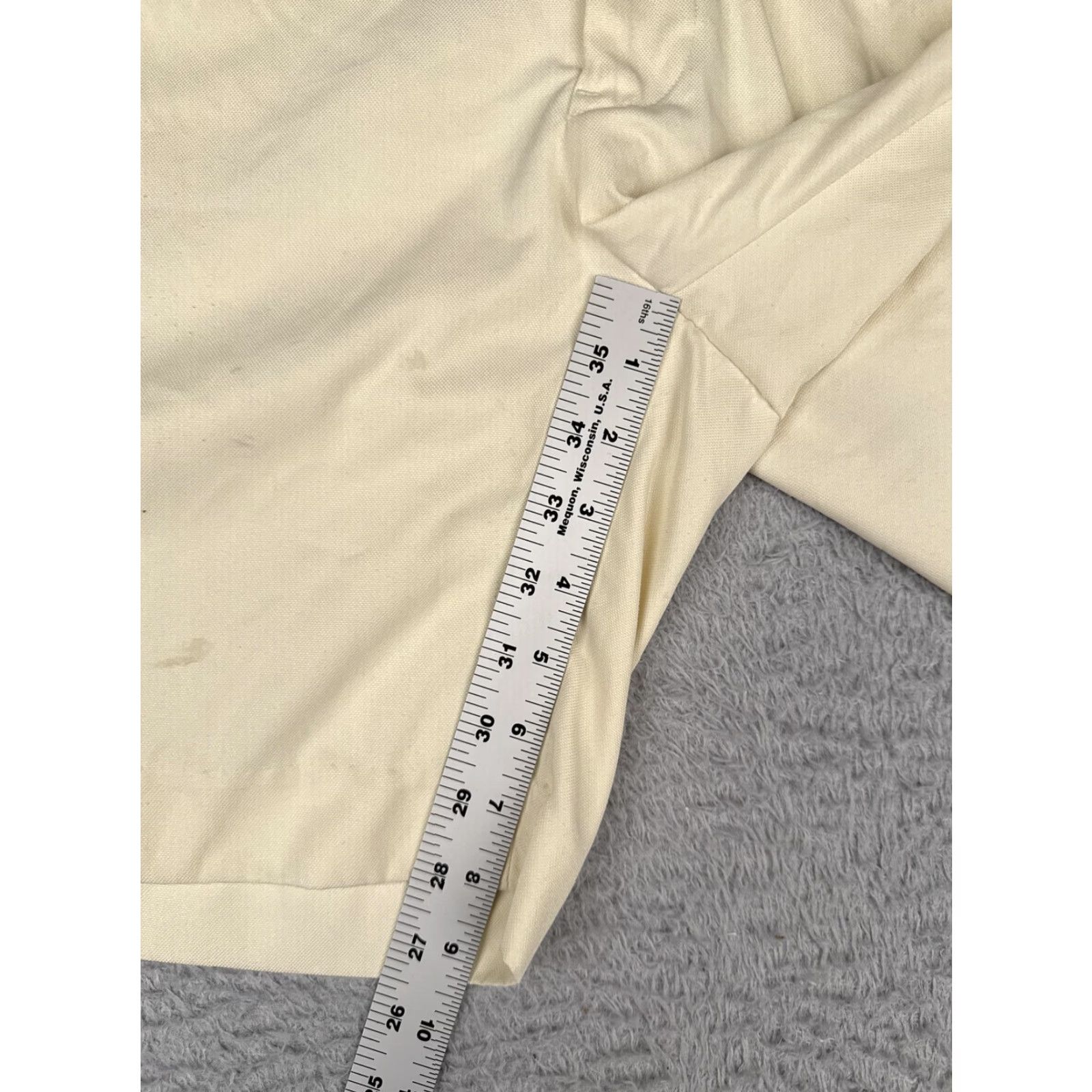 Polo Ralph Lauren Polo Ralph Lauren Polo Golf Shorts Mens 34 Beige Pleated Front Golf Polyester Dress Size US S / EU 44-46 / 1 - 7 Thumbnail