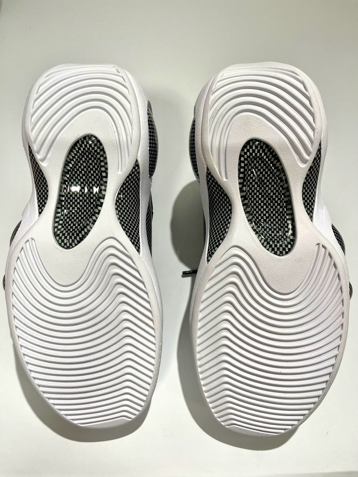 Nike NIKE AIR ZOOM FLIGHT 95 OG BLACK METALIC SILVER 2022 Size US 8 / EU 41 - 6 Thumbnail