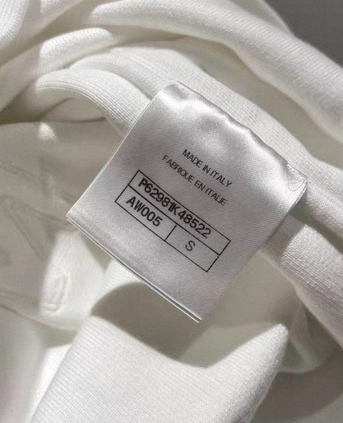Chanel Chanel Embossed letter embroidery logo hoodie hooded sweats Size US S / EU 44-46 / 1 - 5 Thumbnail