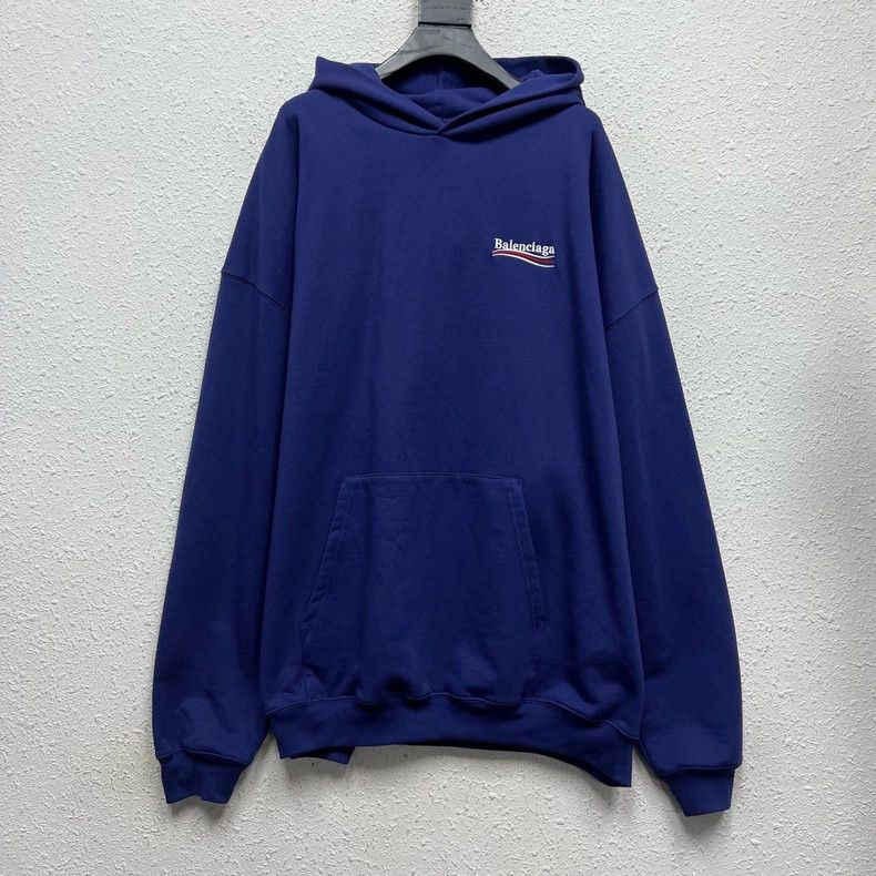 Balenciaga Balenciaga Cola sea wave embroidered hoodie sweater Size US M / EU 48-50 / 2 - 1 Thumbnail