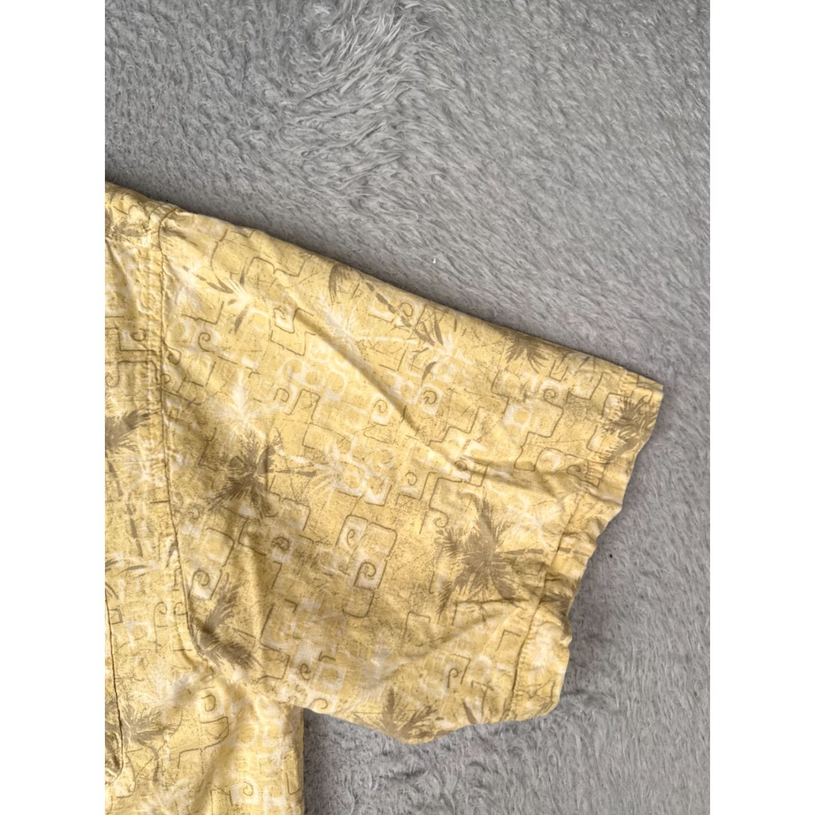 Ocean Pacific VINTAGE Ocean Pacific Shirt Men Large Yellow Hawaiian Tribal Geometric Cotton Blend READ Size US L / EU 52-54 / 3 - 2 Thumbnail