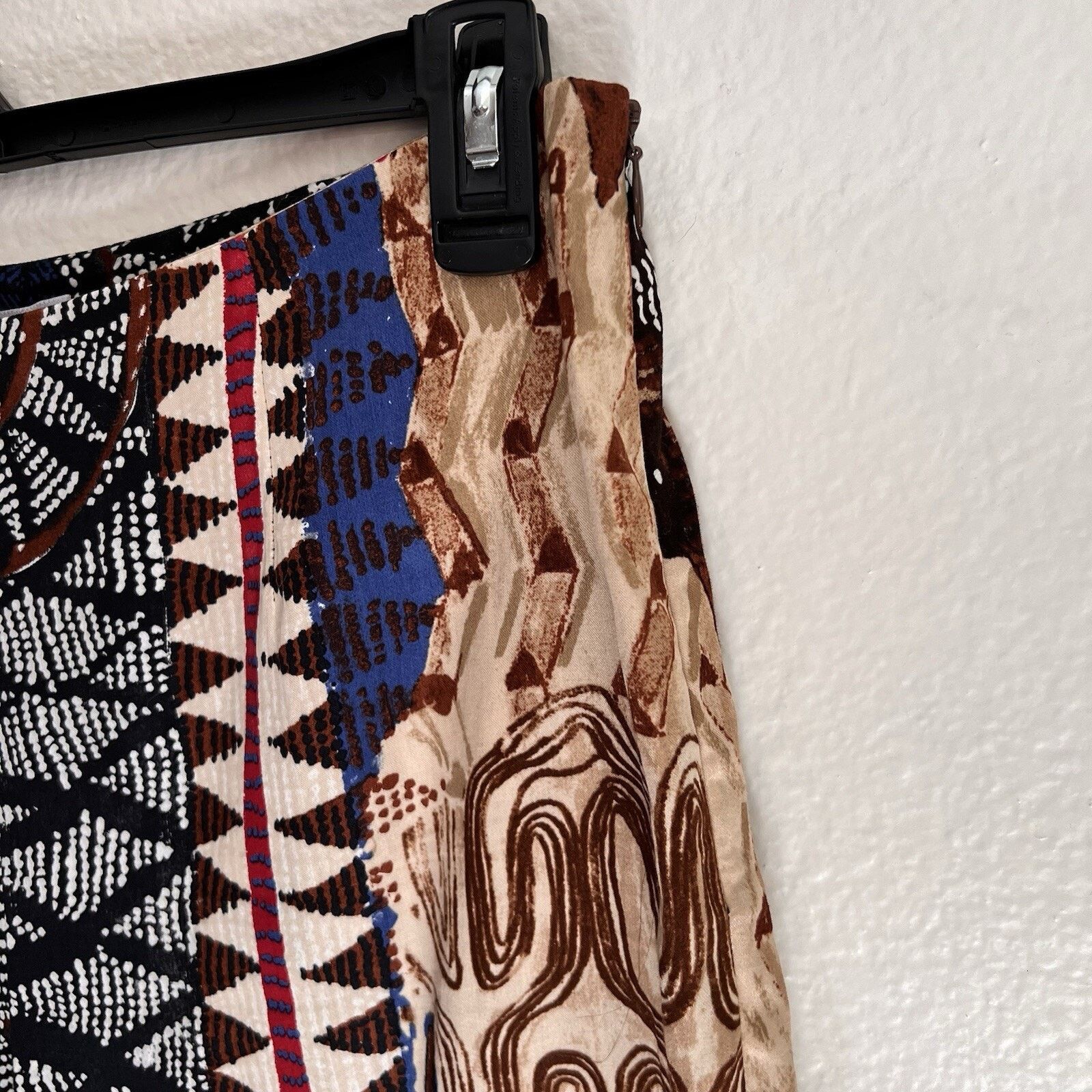 Saks Fifth Avenue SAKS FIFTH AVE (12) Tribal Ethnic Straight Leg Capri Pant Size 34" / US 12 / IT 48 - 3 Thumbnail