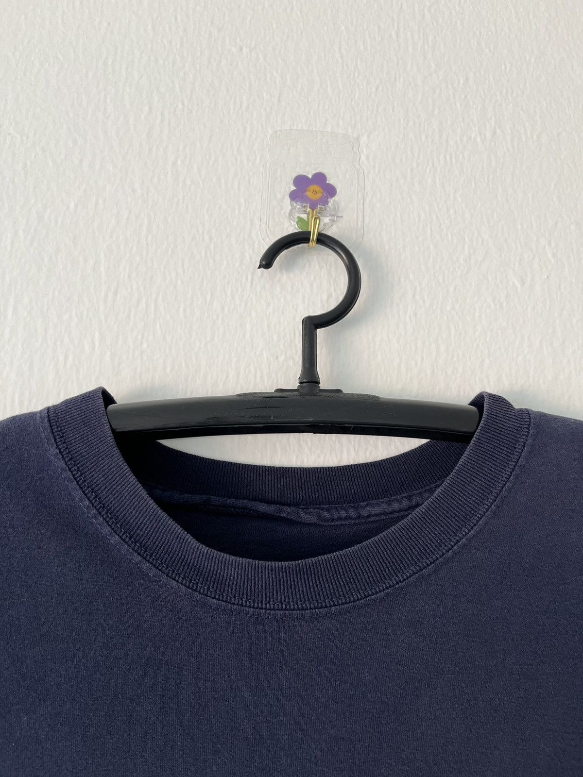 Vintage So Many Buds So Little Cash t- shirt 1999’s Size US L / EU 52-54 / 3 - 9 Thumbnail
