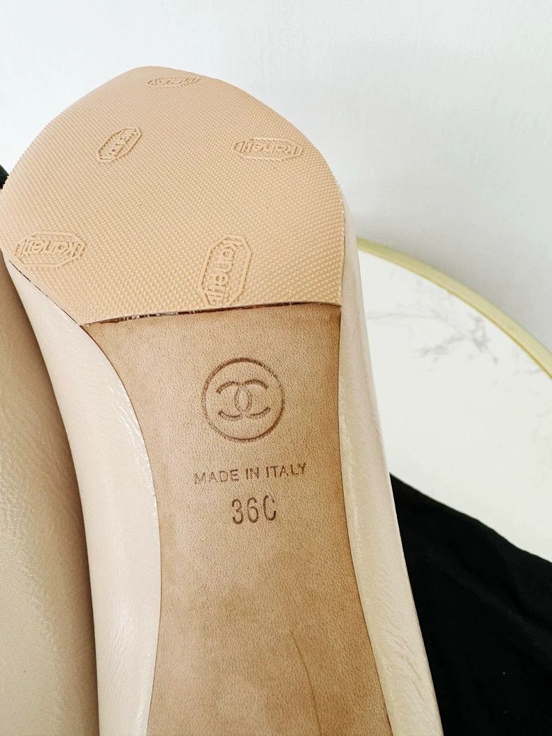 Chanel Chanel Beige Flats with Black Toe Cap -2505 Size US 6 / IT 36 - 7 Thumbnail
