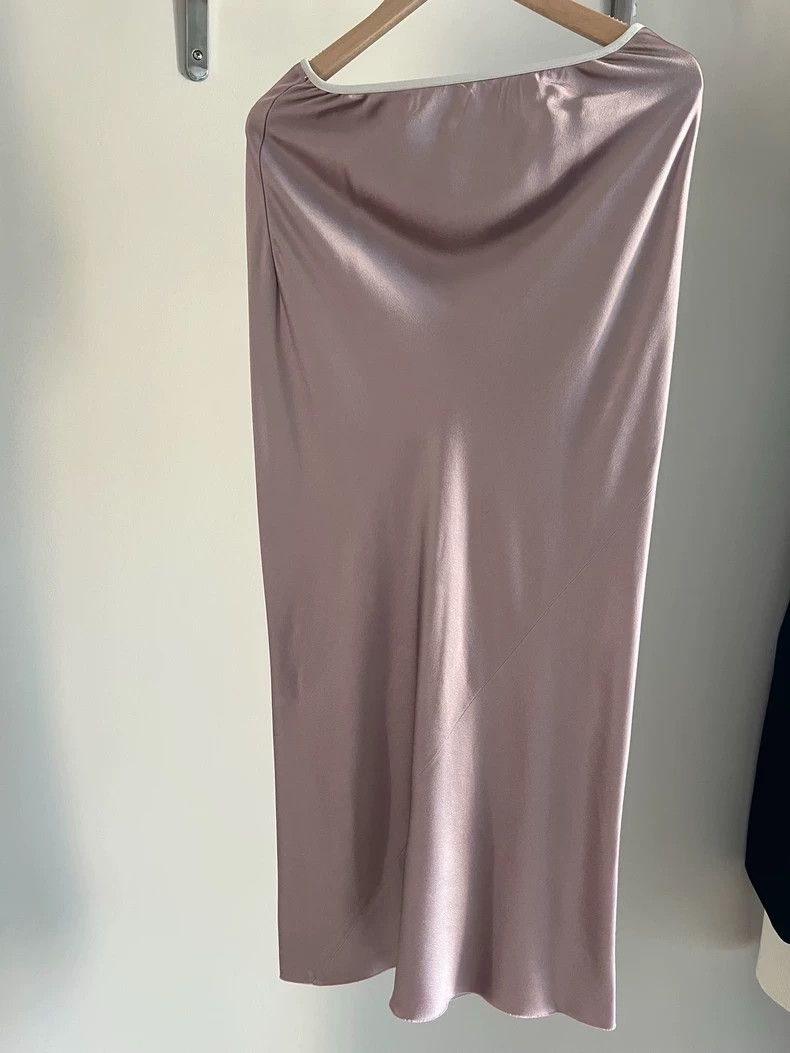 Dries Van Noten DRIES VAN NOTEN A flowing slit skirt Size 42" / US 20 - 1 Thumbnail