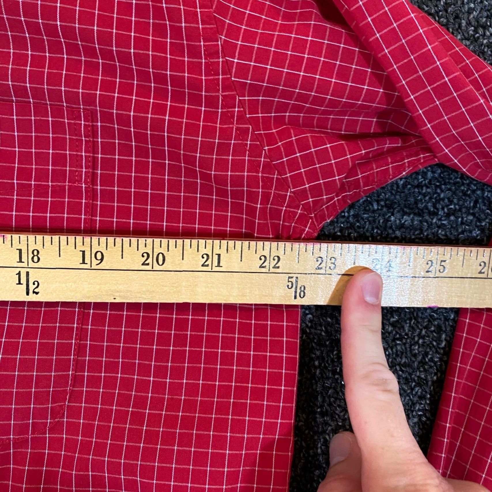 MLB Boston Red Sox Shirt Mens Medium Red Plaid Button Up MLB Baseball Outdoors L/S Size US M / EU 48-50 / 2 - 6 Thumbnail