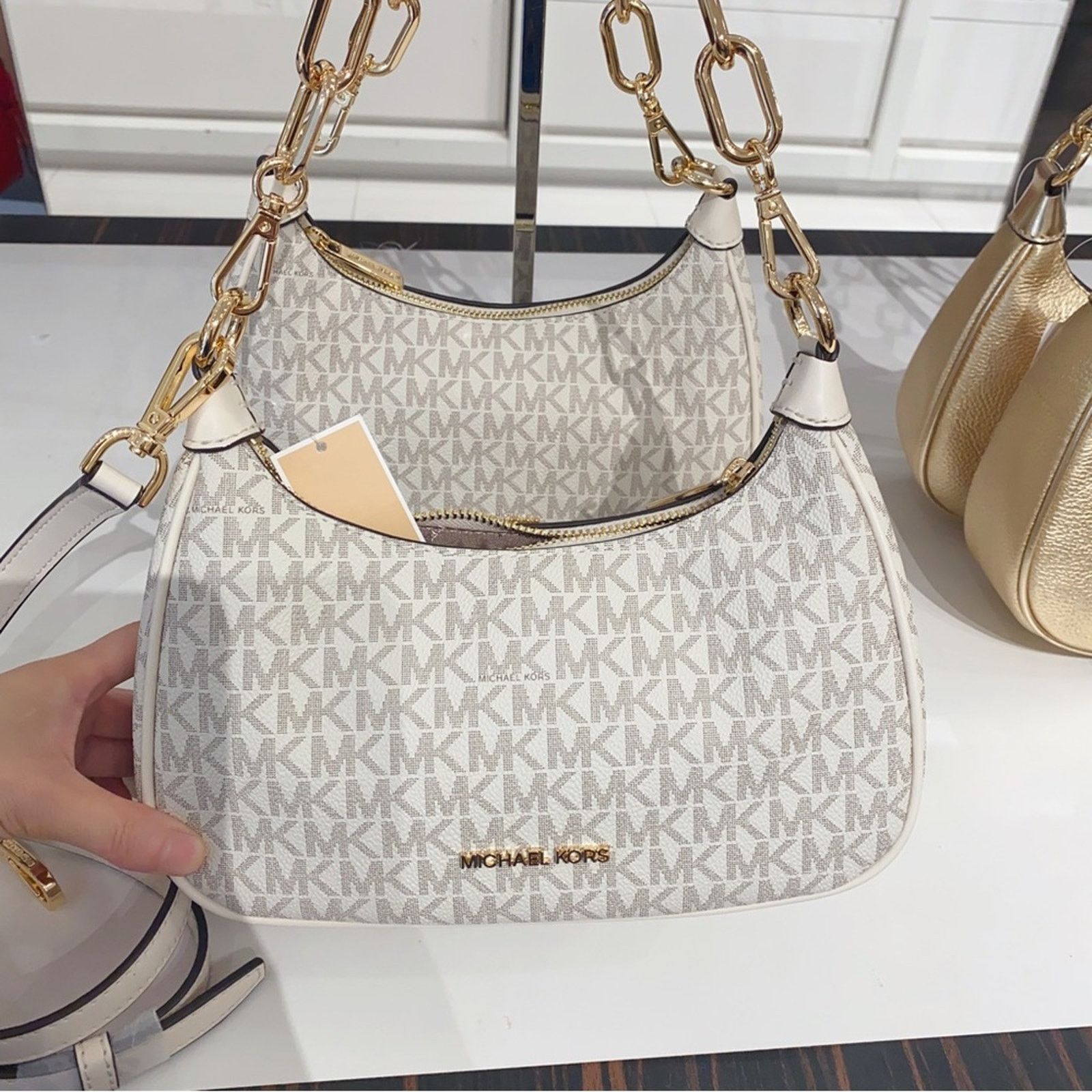 Michael Kors Michael Kors Cora medium Chain Crossbody Size ONE SIZE - 2 Thumbnail