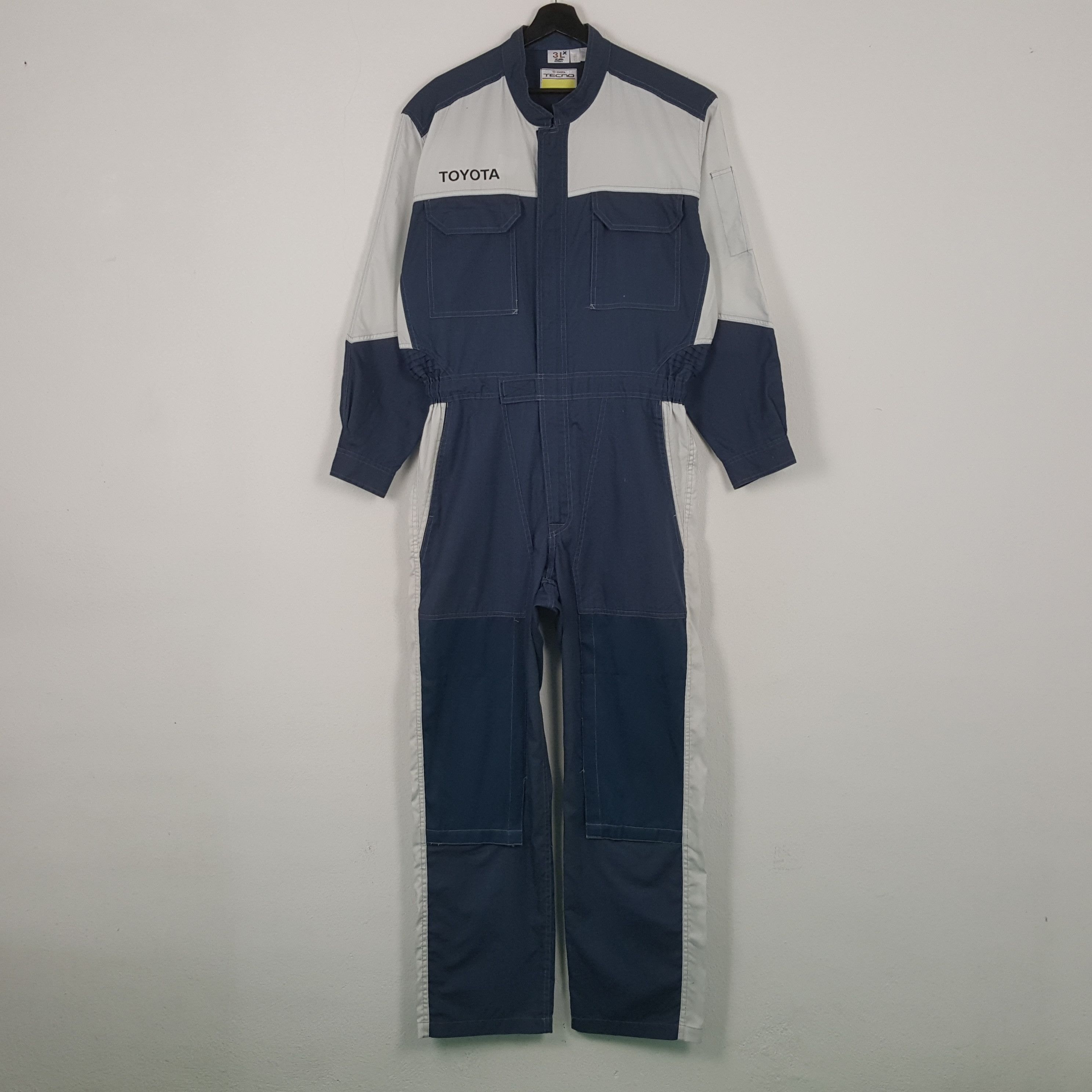 Japanese Brand Toyota Racing Workwear Motorsports Coverall RR21 Size US L / EU 52-54 / 3 - 4 Thumbnail