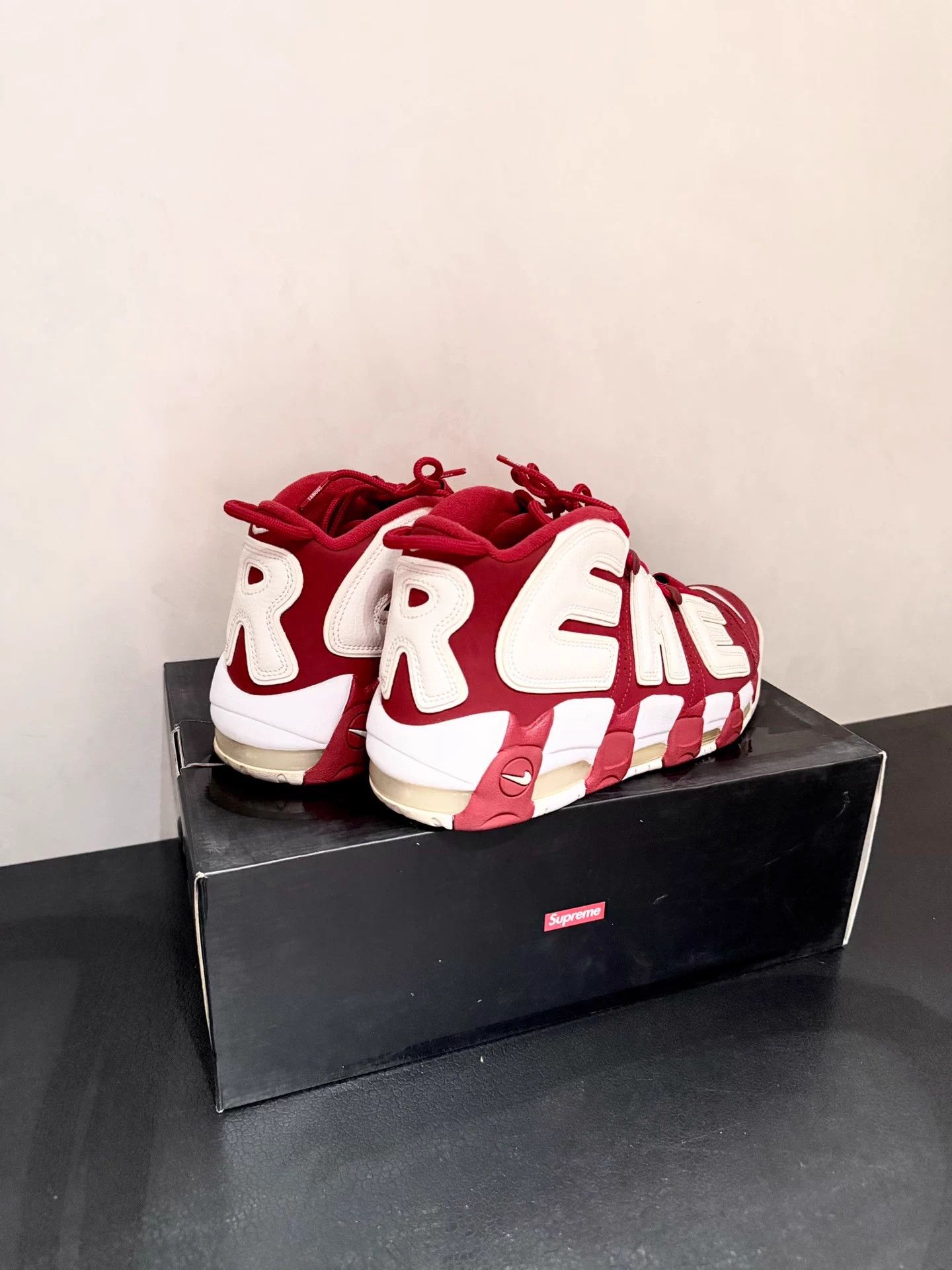 Supreme Supreme x Nike Air More Uptempo Red/White Mid Top Retro Size US 10 / EU 43 - 2 Thumbnail