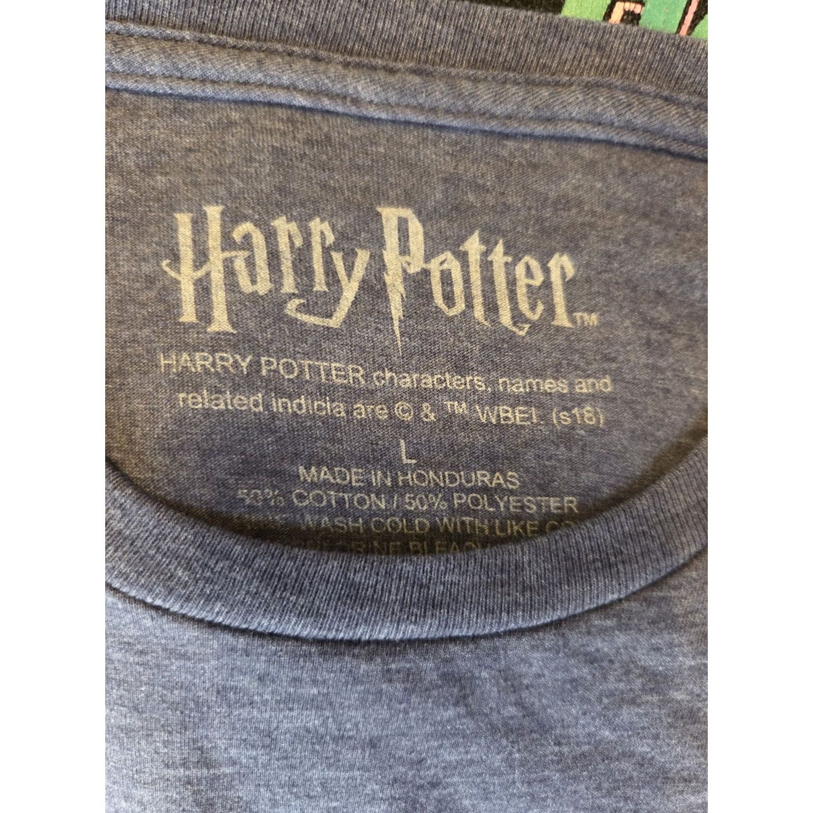 Vintage Harry Potter Hogwarts Crest Navy Heather Blue Short Sleeve T-Shirt Size L Men Size US L / EU 52-54 / 3 - 2 Thumbnail