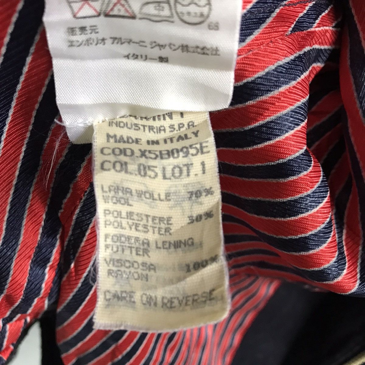 Giorgio Armani Made in Italy Armani Exchange jacket top Size XS / US 0-2 / IT 36-38 - 10 Thumbnail