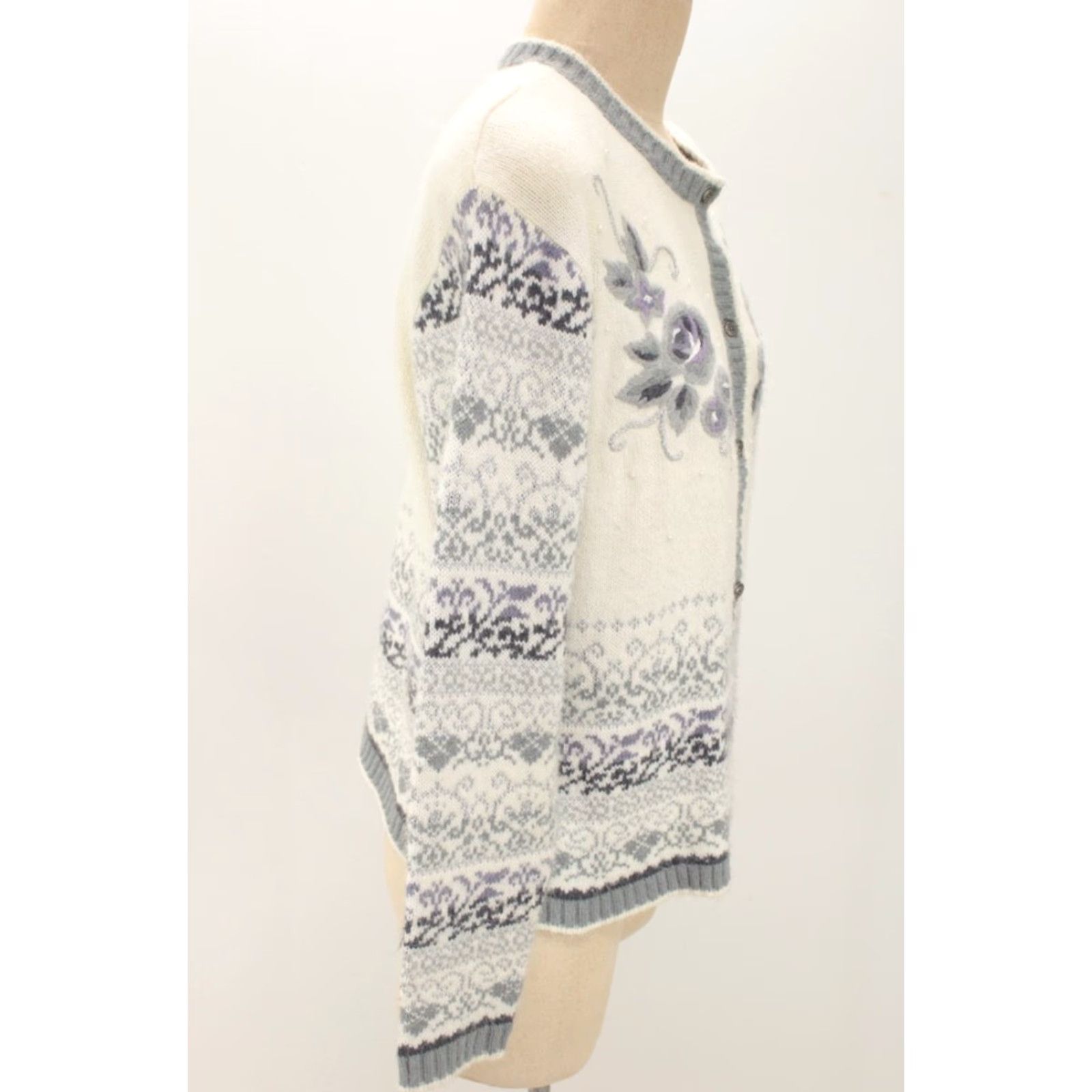 Vintage Koret Petites Cardigan Sweater Women's Medium Nordic Design Embroidered Floral Vintage Size M / US 6-8 / IT 42-44 - 7 Thumbnail