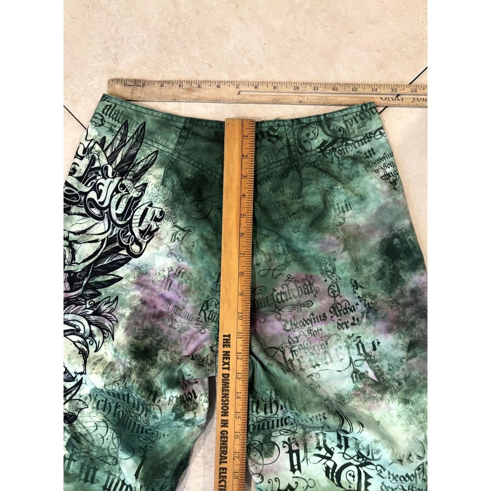 Vintage MMA Elite Fight Shorts Mens Green Purple Skull Graphic Board Shorts Training Size US 34 / EU 50 - 7 Thumbnail