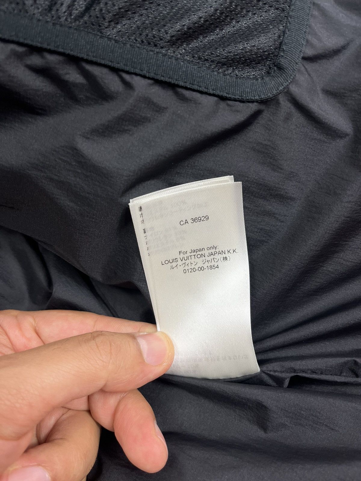 Louis Vuitton 2054 Heat & water sensitive technical puffer ski jacket Size US XXL / EU 58 / 5 - 16 Thumbnail
