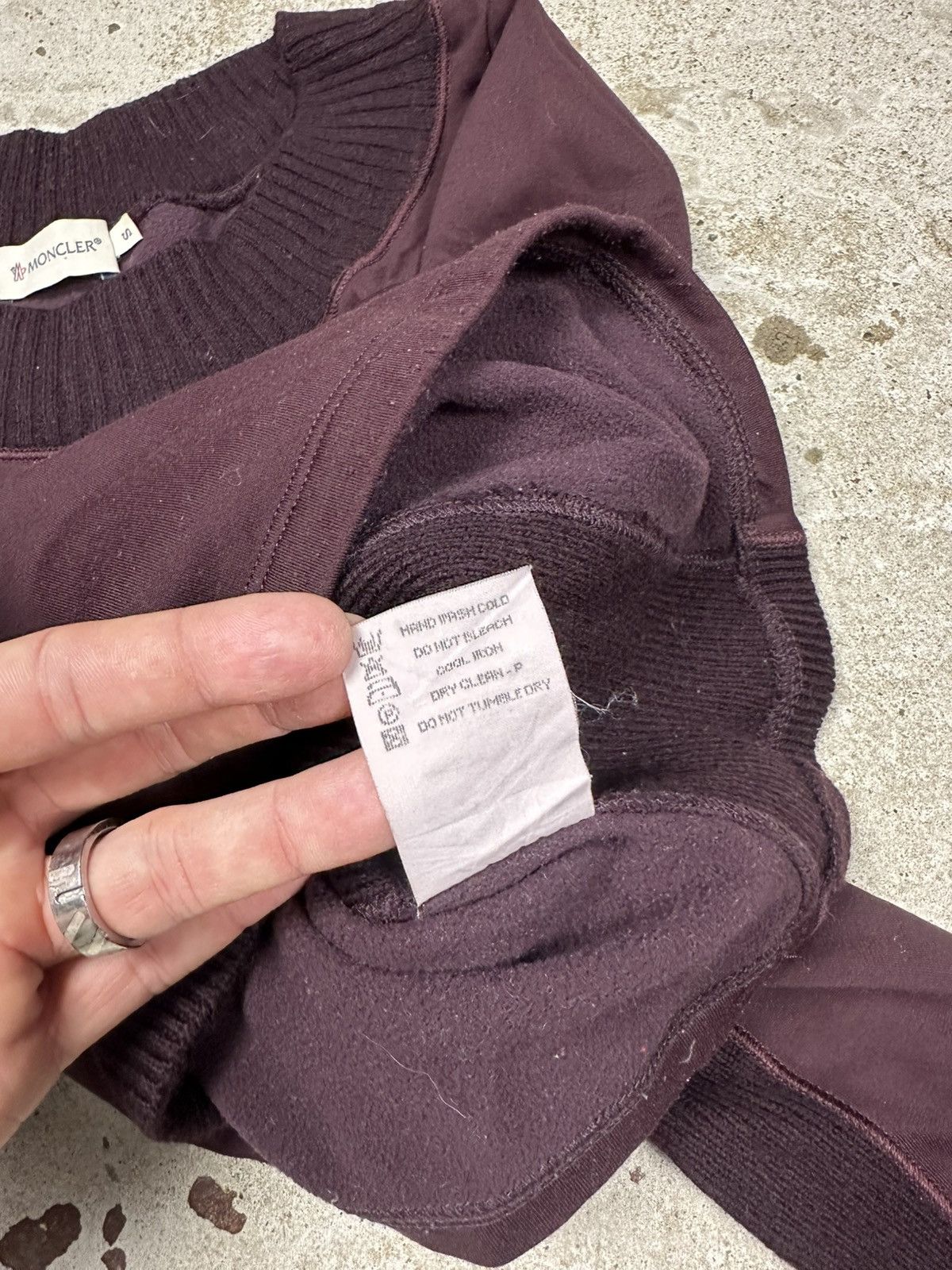 Moncler Vintage 90s Moncler Burgundy Top Long Sleeve Logo Size S / US 4 / IT 40 - 9 Thumbnail