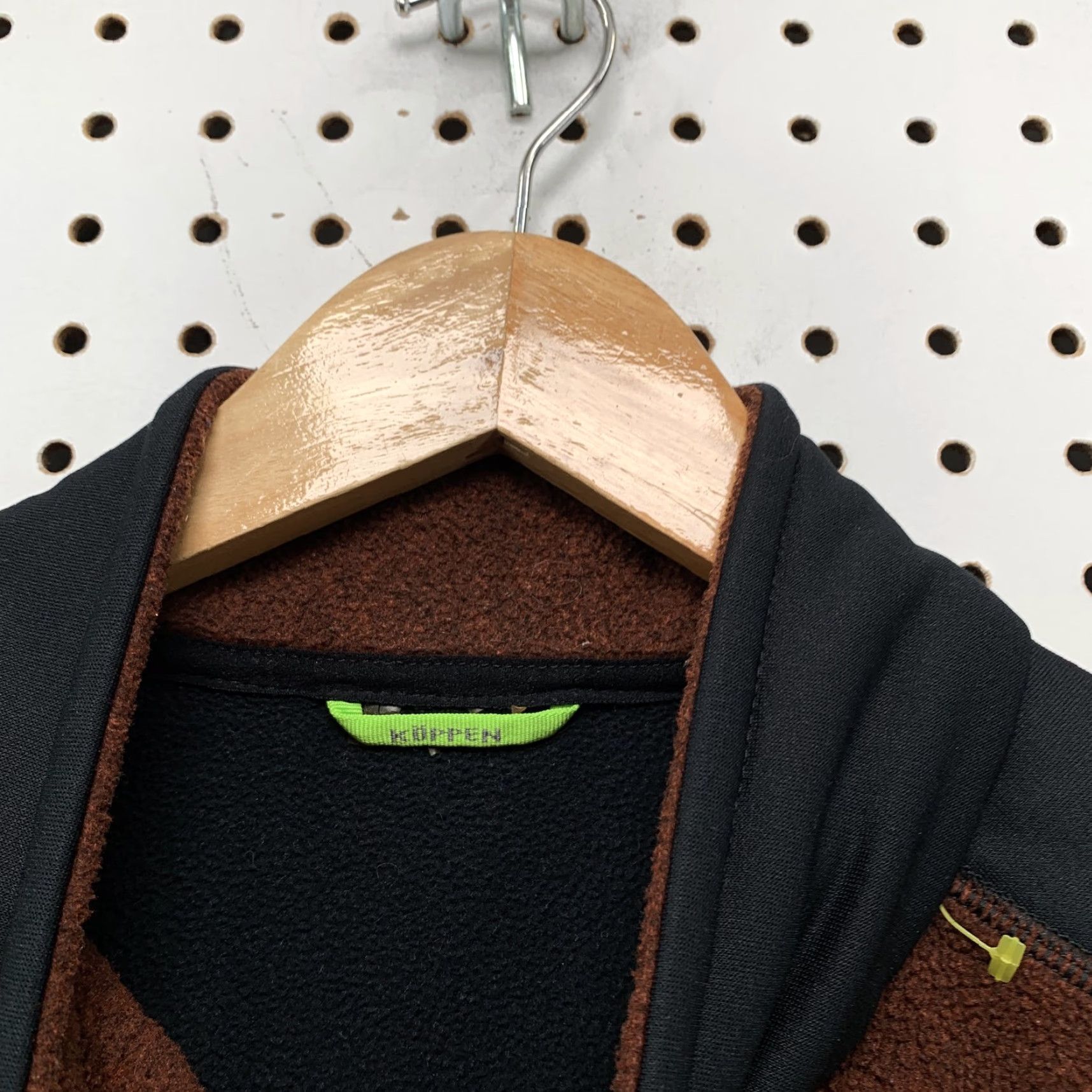 Vintage Koppen Fleece Jacket Mens Large Brown Black Outdoor Zip Casual Jacket Size US L / EU 52-54 / 3 - 4 Thumbnail
