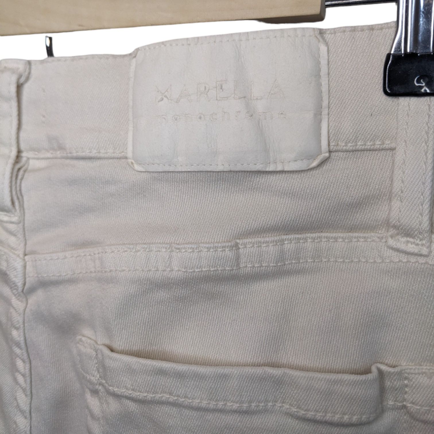 Marella Marella Monochrome Cropped Skinny Straight Vanilla Jean Size 27" / US 4 / IT 40 - 6 Thumbnail
