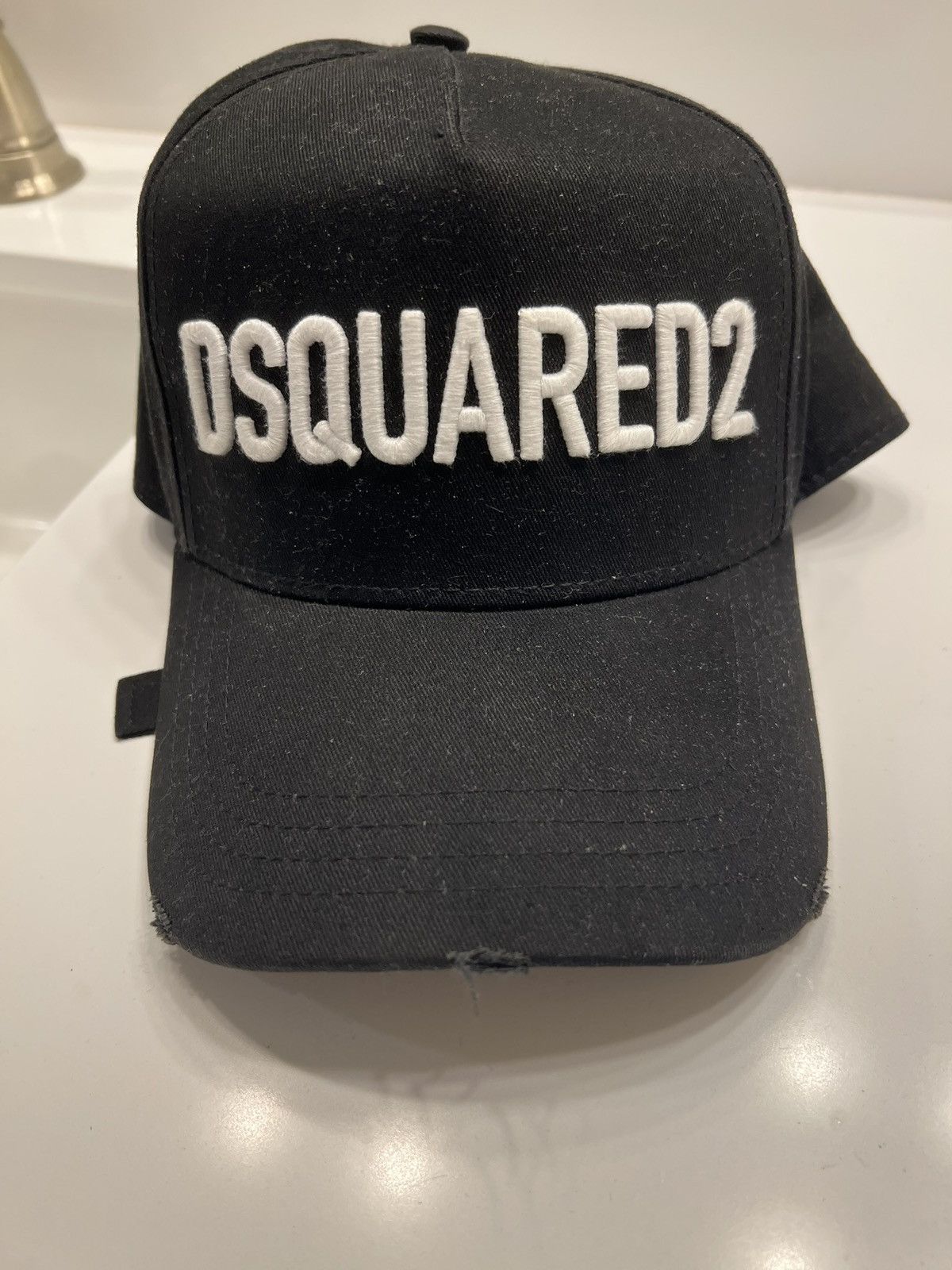 Dsquared2 Dsquared2 Adjustable Cap in Black Size ONE SIZE - 1 Thumbnail
