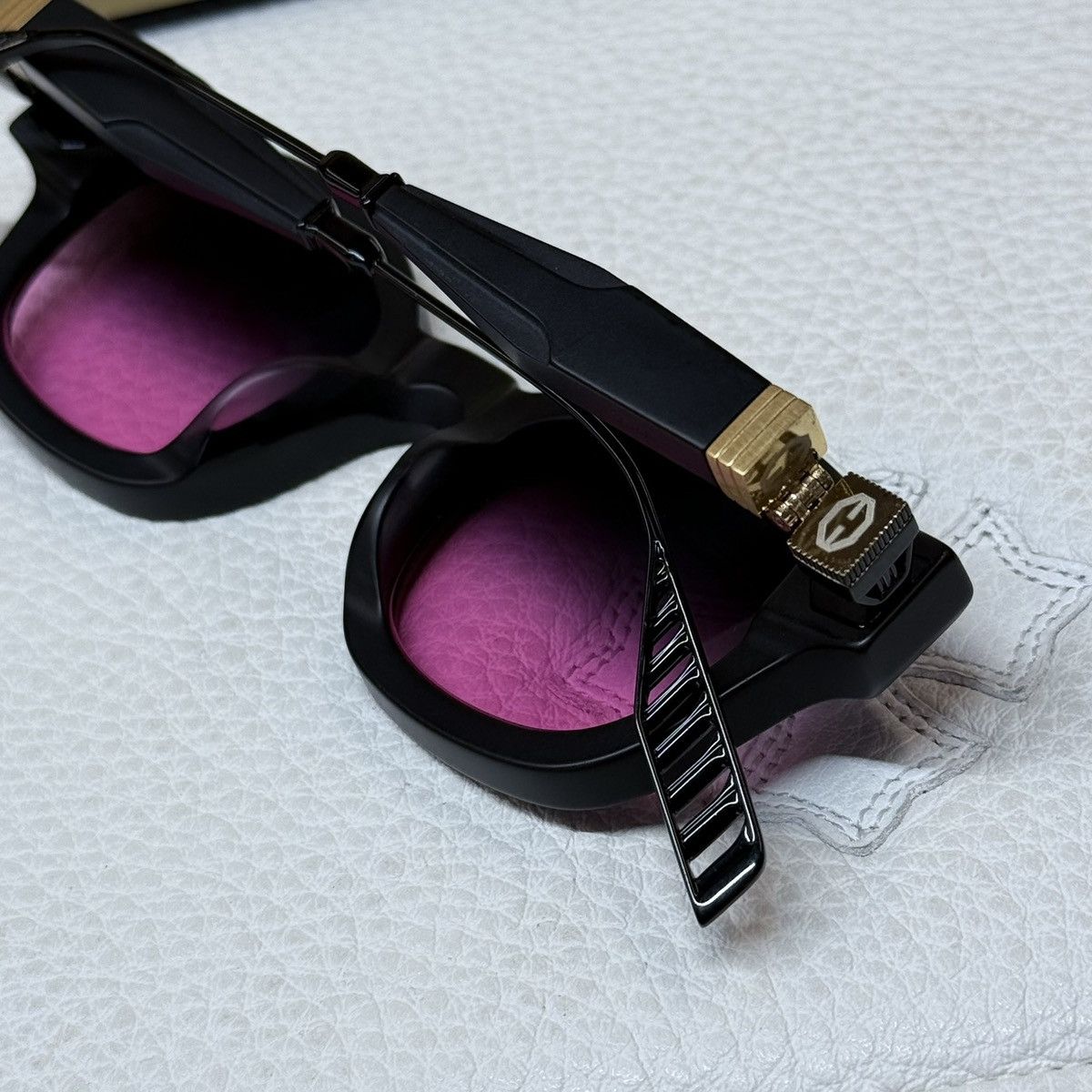 Other T HENRI 1/1 Sunglasses Size ONE SIZE - 7 Thumbnail