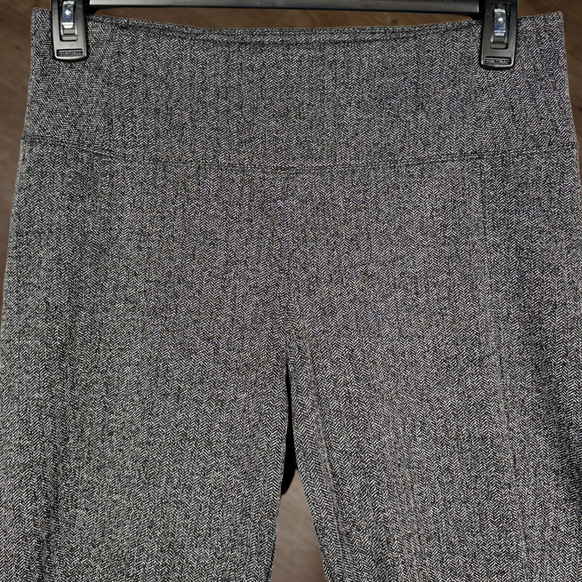 Athleta Athleta Pants Women Large Gray Herringbone Pull On Stretch Textured Slim Everyday Workwear Casual Ankle Womens Size 36" / US 14 / IT 50 - 1 Thumbnail