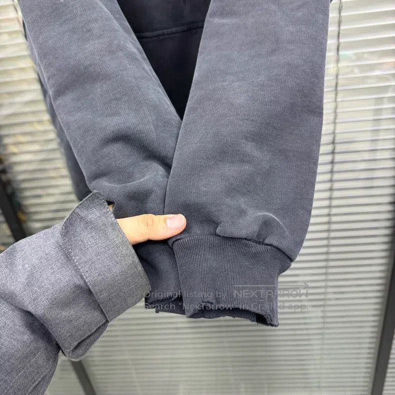 Balenciaga Balenciaga Destroyed Embroidered Hooded Sweatshirt Size US XS / EU 42 / 0 - 5 Thumbnail