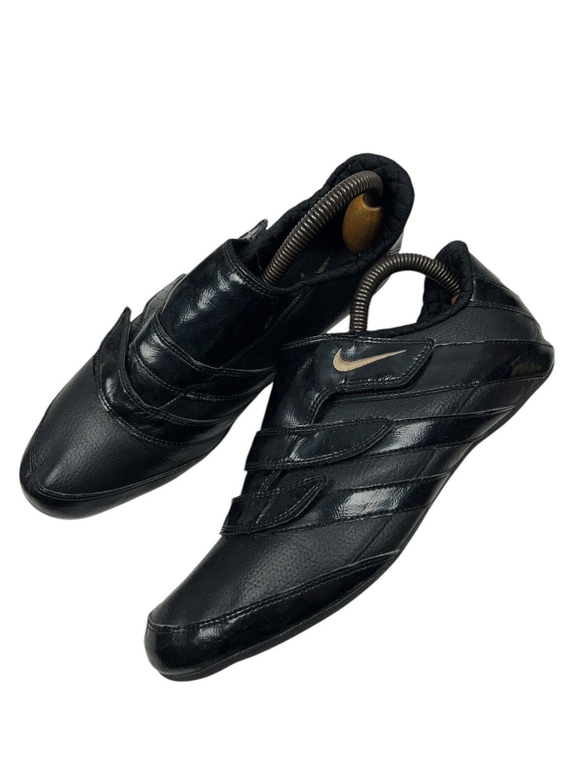 Japanese Brand Vintage 00s Nike Roubaix V y2k Sneakers Japanese Style Size US 8.5 / IT 38.5 - 2 Thumbnail