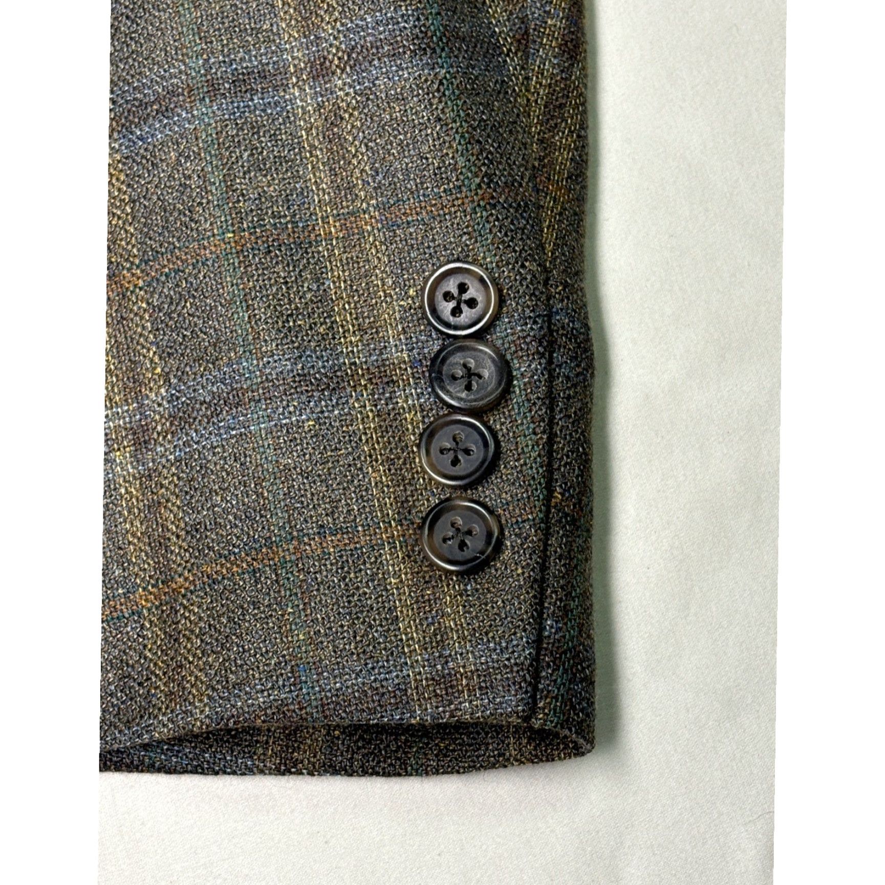 Jos. A. Bank VINTAGE? No. Size 46R - 3 Thumbnail