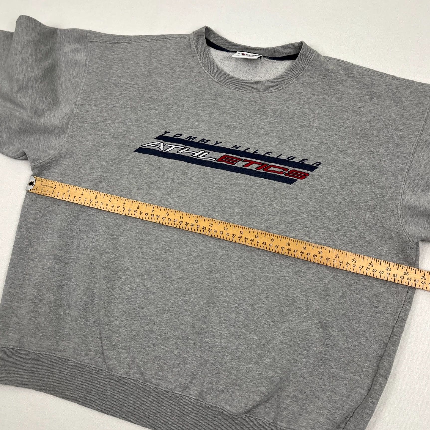 Tommy Hilfiger Y2K Tommy Hilfiger Athletics Sweatshirt Mens XL Gray Fleece Embroidered Crewneck Size US XL / EU 56 / 4 - 5 Thumbnail