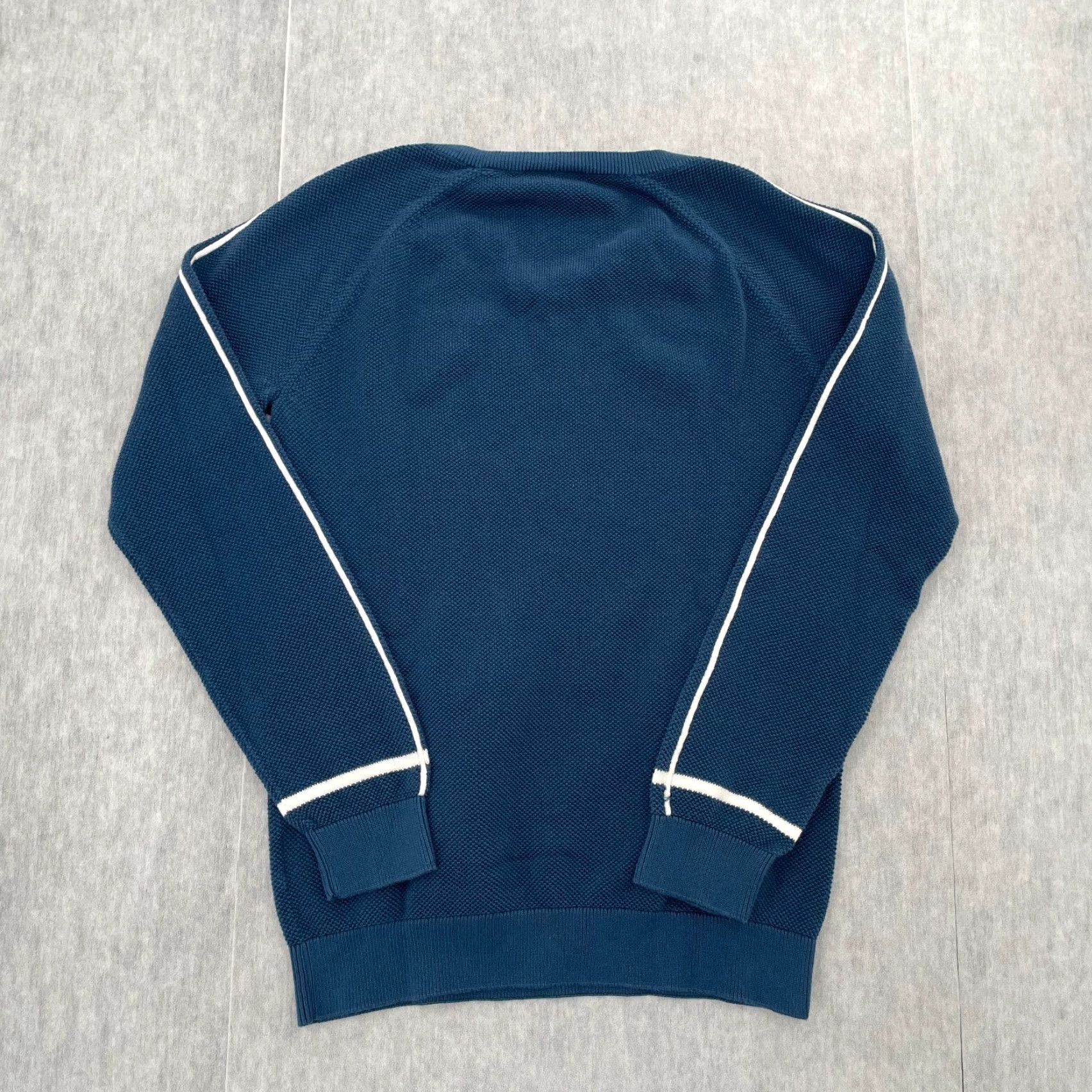Lacoste VINTAGE Lacoste Sweater Men 40 Blue Golf Preppy Pullover Long Sleeve Cotton Mens Size US L / EU 52-54 / 3 - 2 Thumbnail