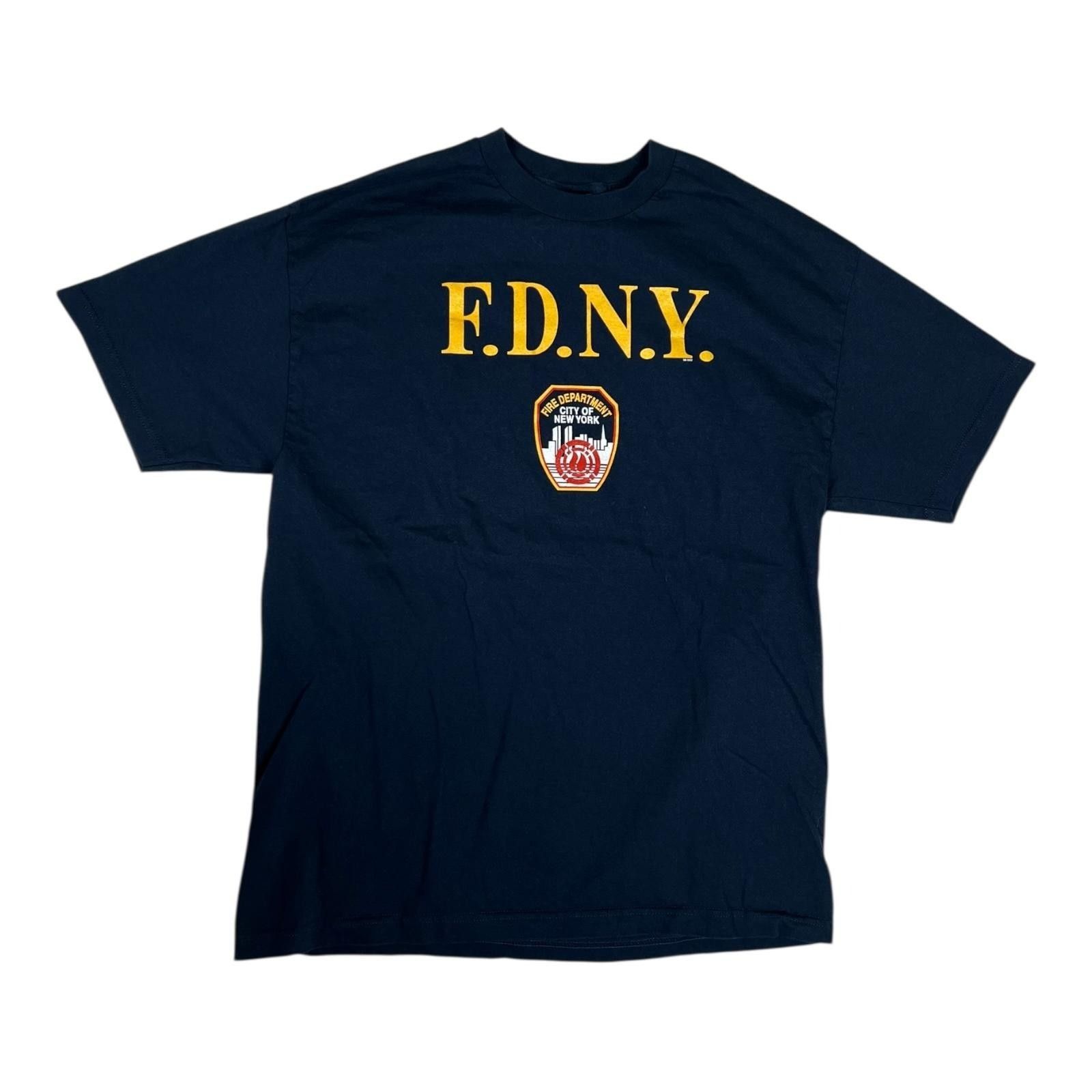 Vintage Vintage FDNY T-Shirt Mens XL Navy Blue Fire Department City Size US XL / EU 56 / 4 - 1 Thumbnail